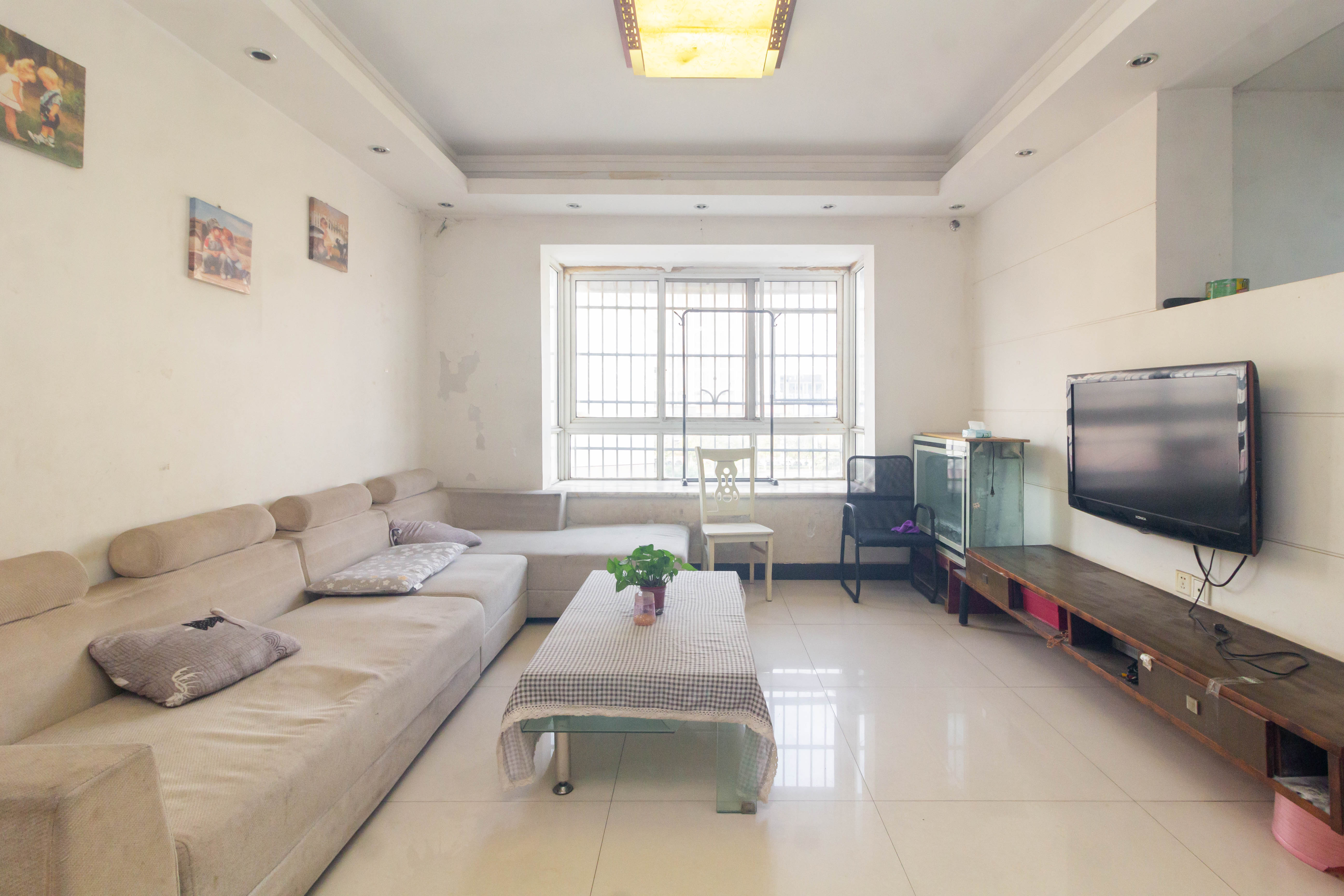 紫东苑(星沙) 1室0厅0卫 59.8万 紫东苑(星沙) 1室0厅0卫 59.8万客厅