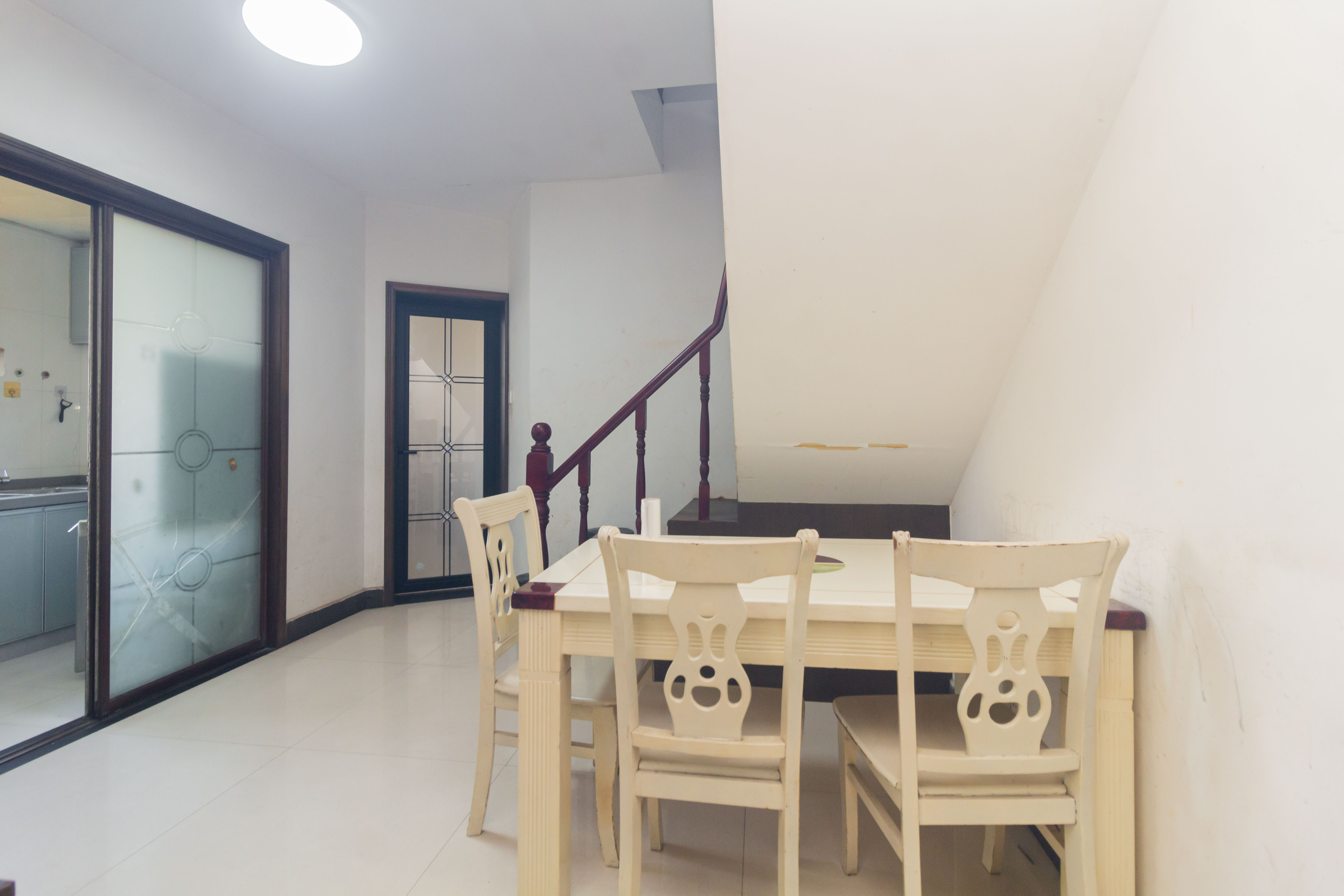 紫东苑(星沙) 1室0厅0卫 59.8万 紫东苑(星沙) 1室0厅0卫 59.8万客厅