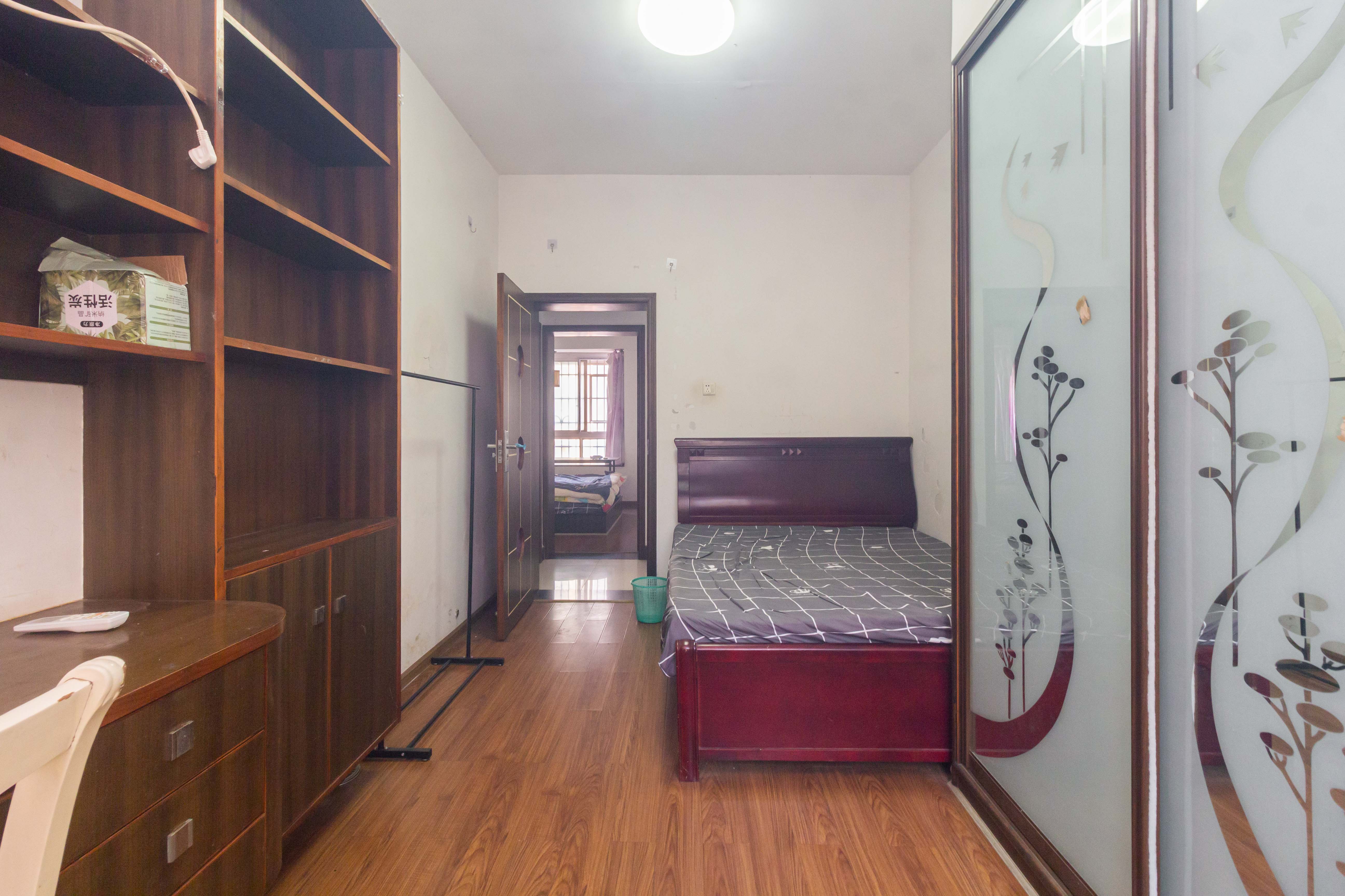 紫东苑(星沙) 1室0厅0卫 59.8万 紫东苑(星沙) 1室0厅0卫 59.8万卧室