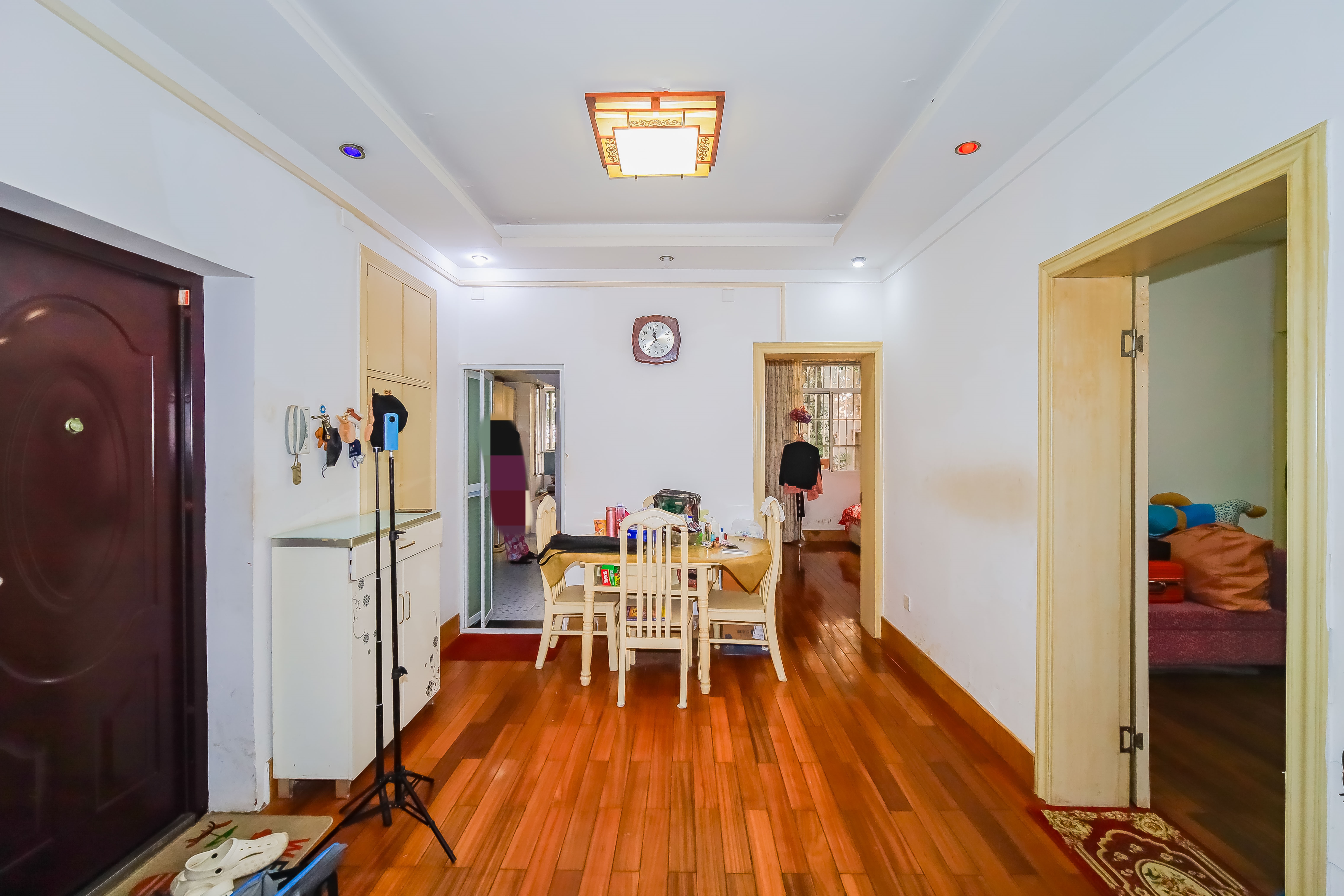 东塘电力院  3室2厅1卫    82.0万 东塘电力院  3室2厅1卫    82.0万客厅