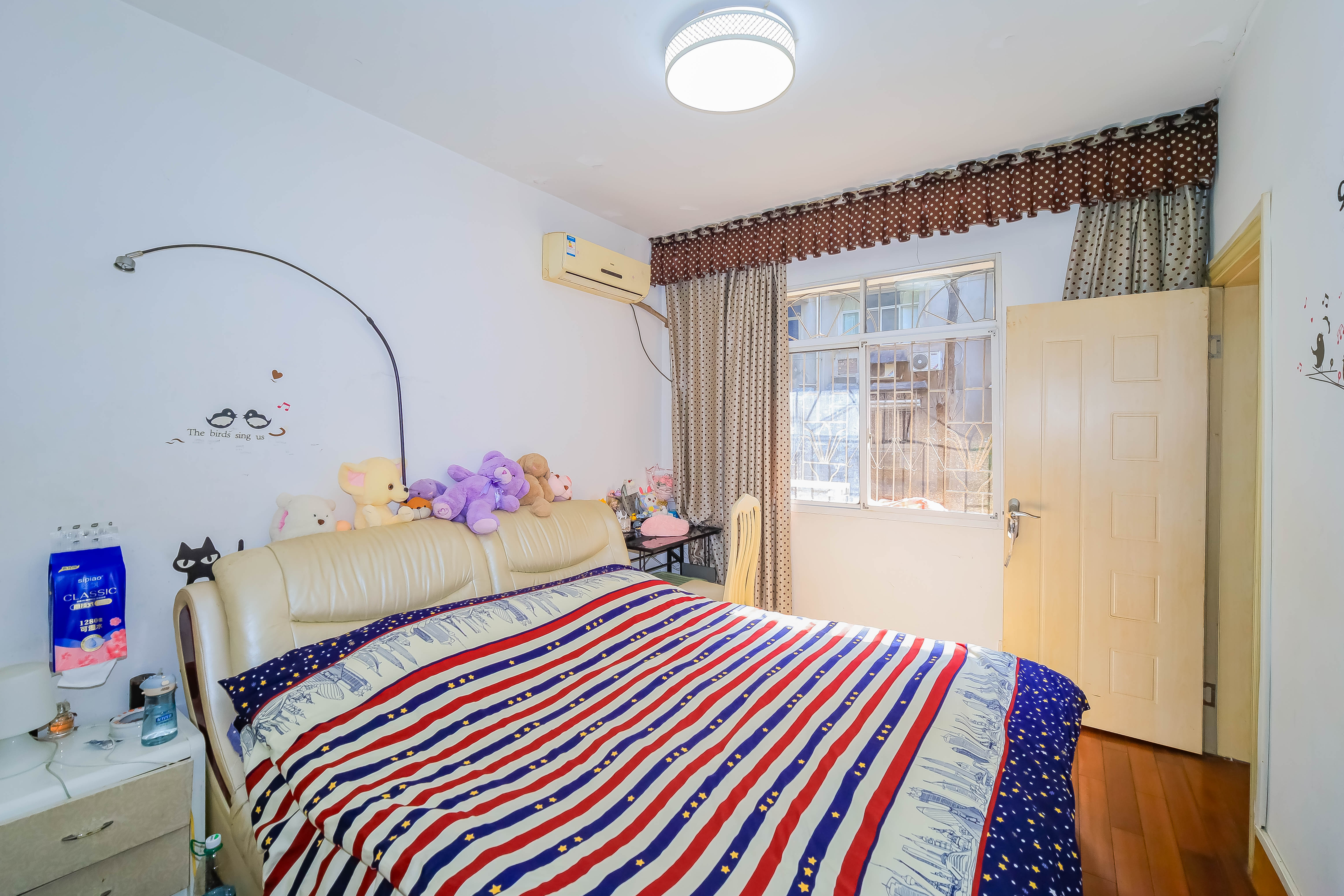 东塘电力院  3室2厅1卫    82.0万 东塘电力院  3室2厅1卫    82.0万卧室