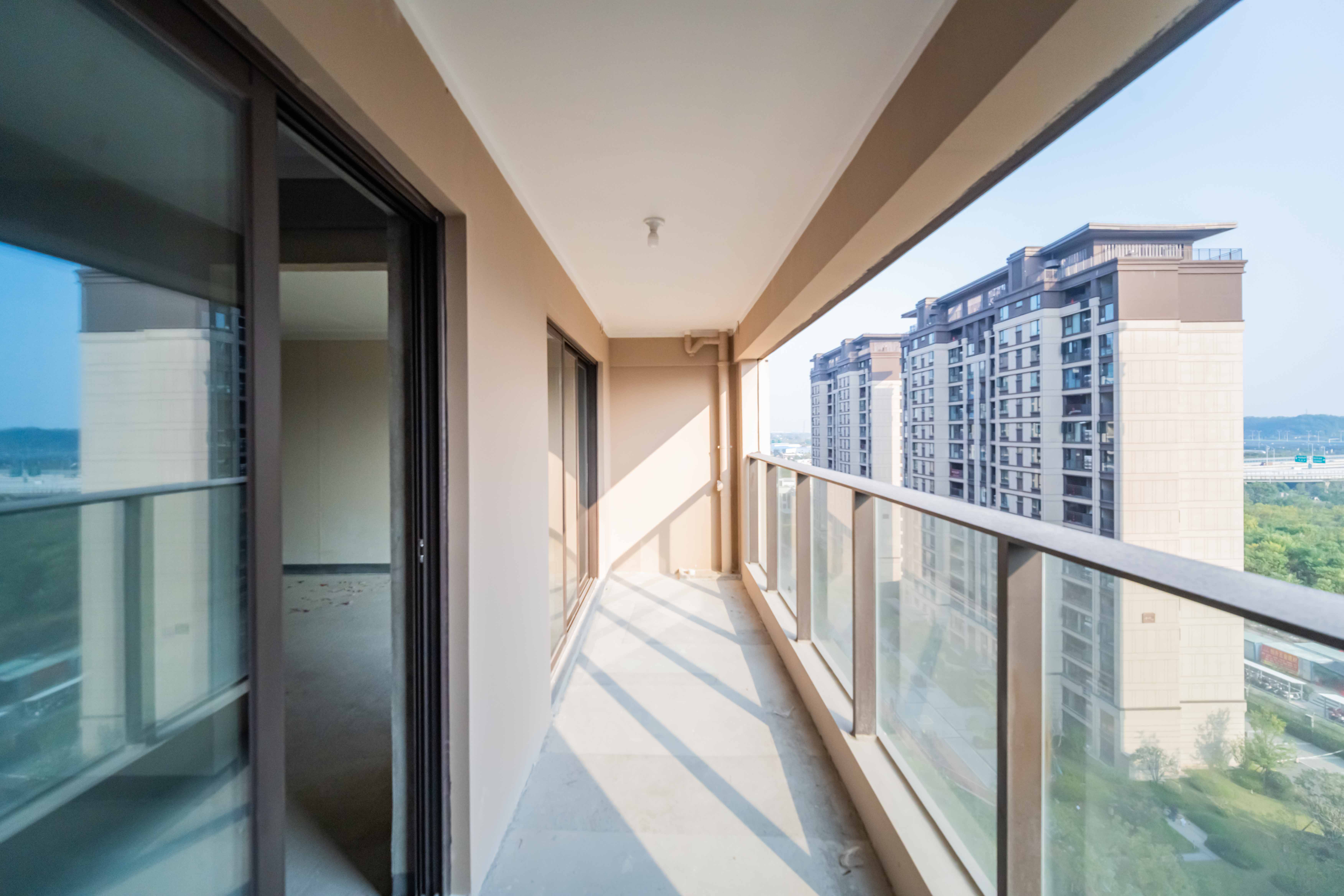 建发玖洲和玺  4室2厅2卫   173.00万其他