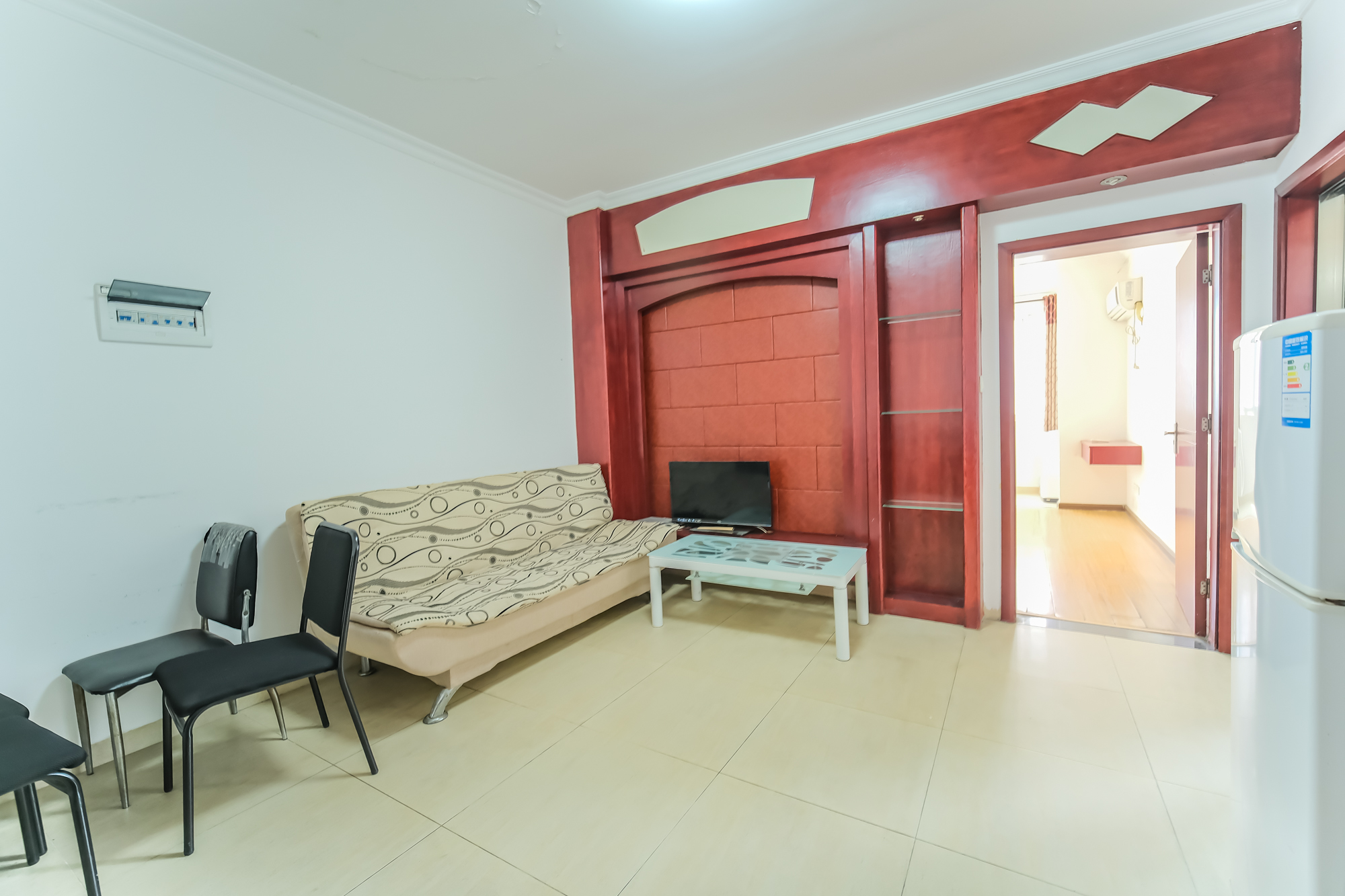 月亮湾草莓街区一、二期 1室1厅1卫 29.0万 月亮湾草莓街区一、二期 1室1厅1卫 29.0万客厅