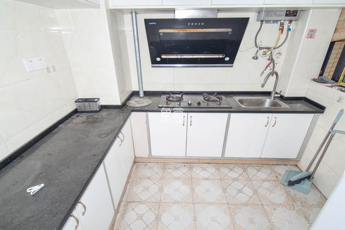 金富星城 3室2厅1卫 58.0万 金富星城 3室2厅1卫 58.0万厨房