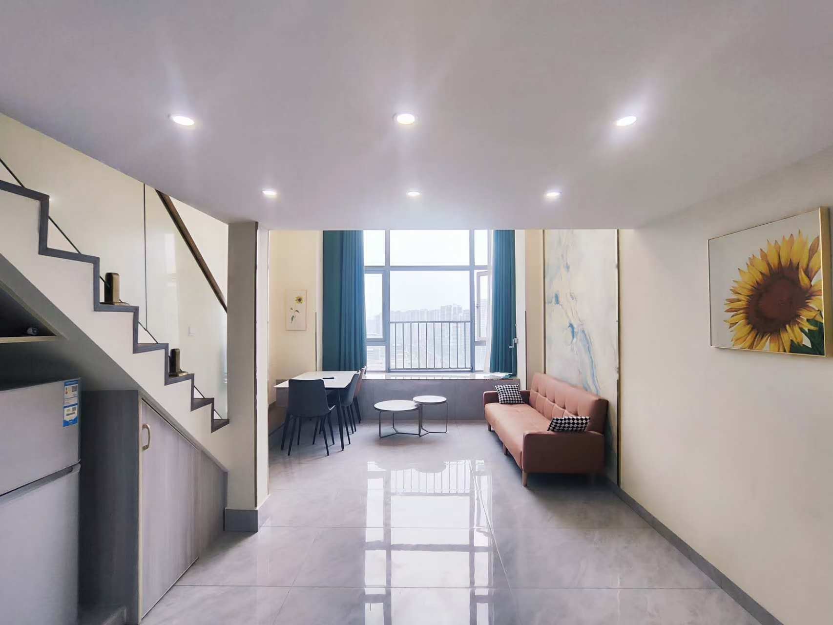 信诚湘江揽月(至善美景大厦) 1室2厅1卫 1600.0元/月 信诚湘江揽月(至善美景大厦) 1室2厅1卫 1600.0元/月室内图