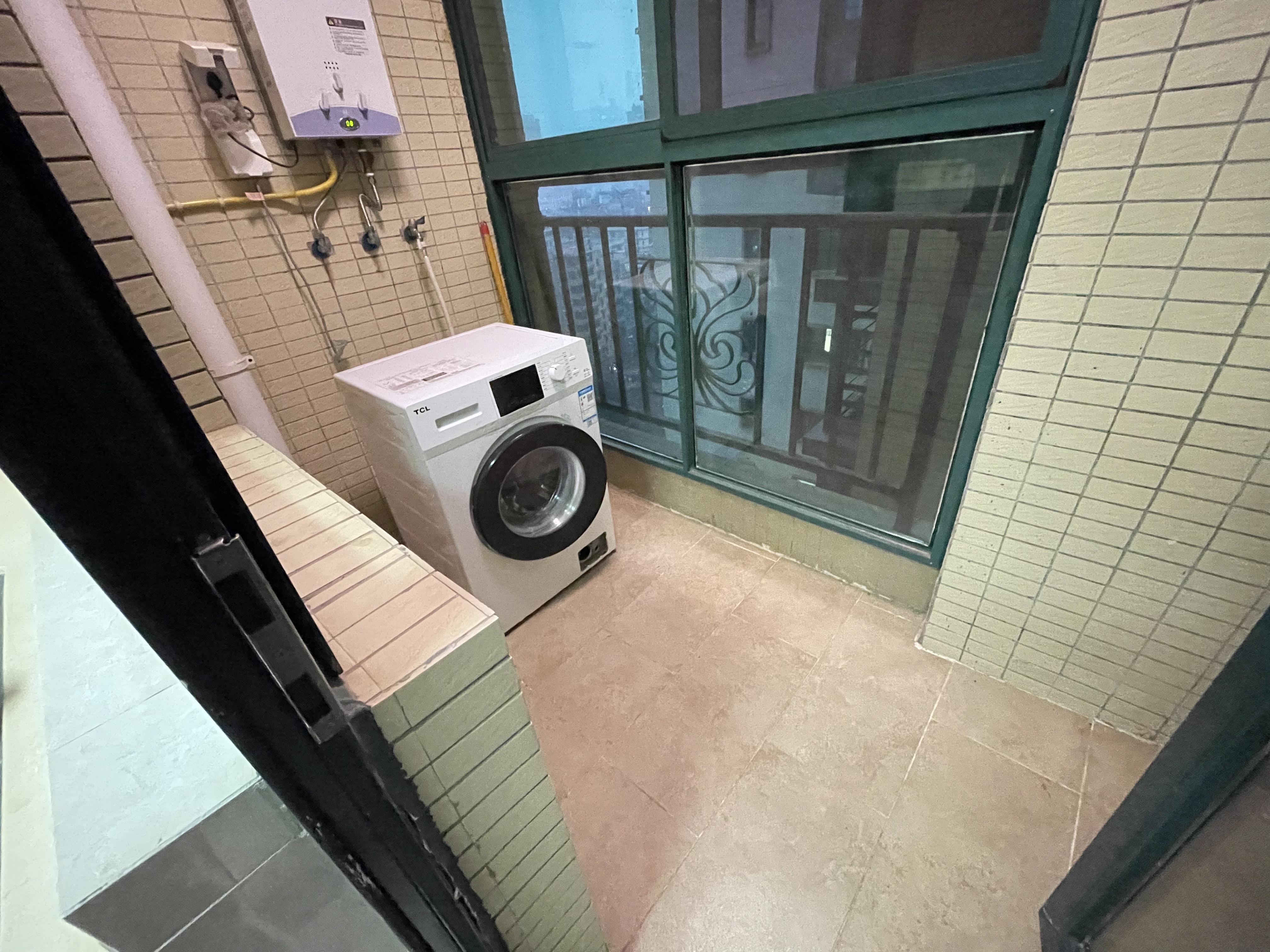 恒大名都  3室2厅1卫   1650.00元/月室内图