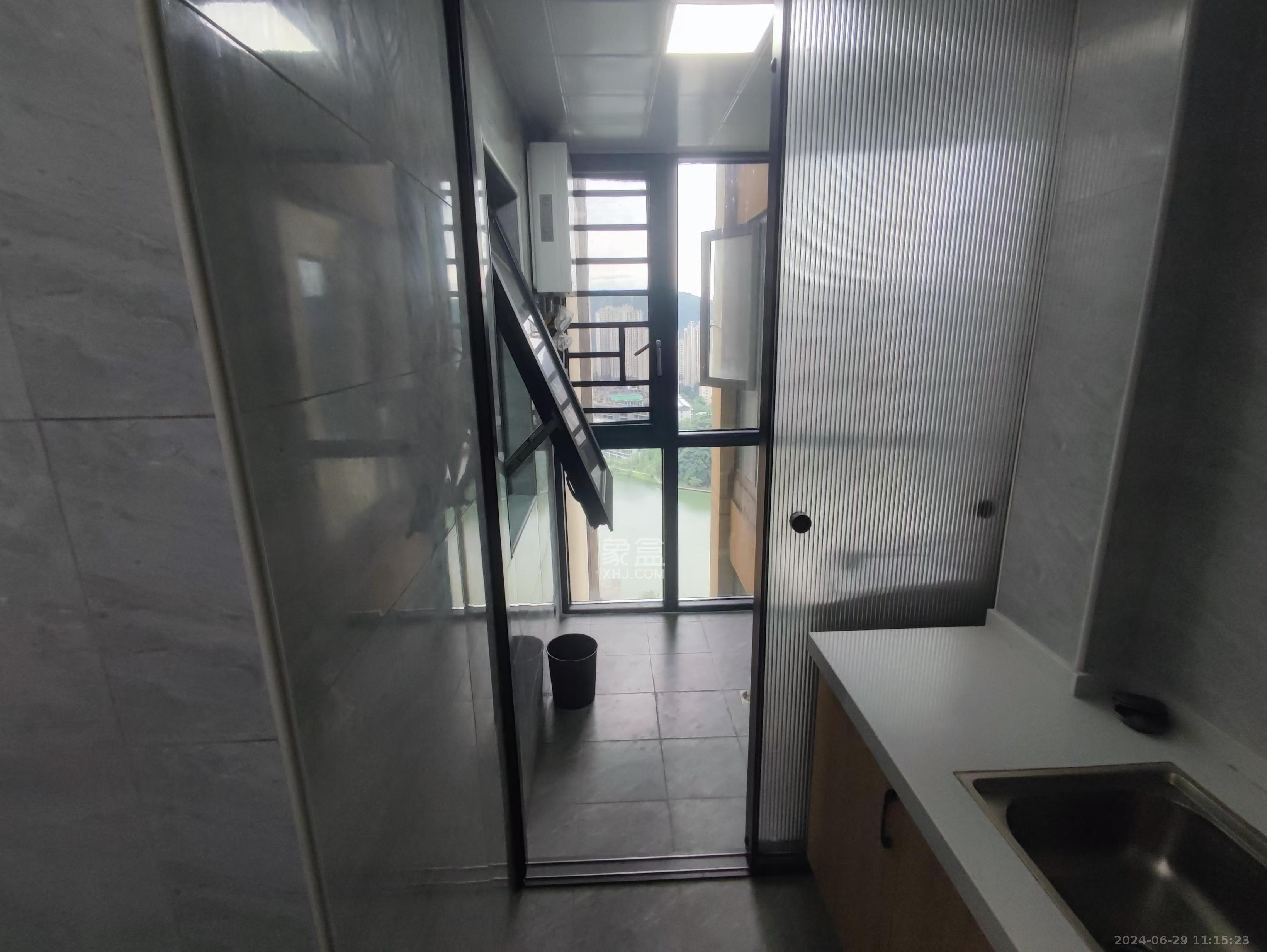 中建梅溪湖中心  2室2厅1卫   3200.00元/月室内图