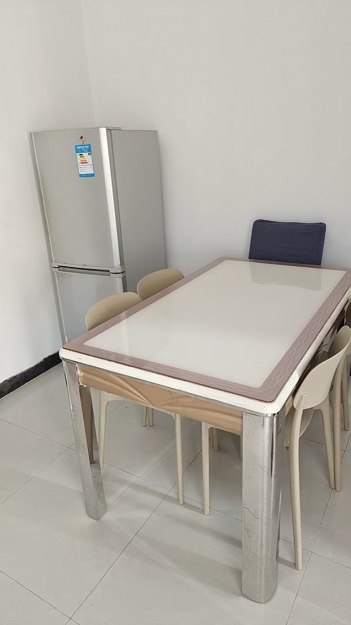 金桂小区一期  1室1厅1卫   1800.00元/月室内图