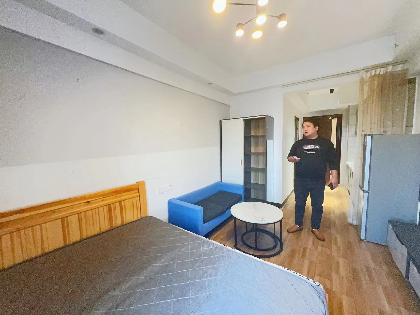 复地星光天地 1室1厅1卫 1800.0元/月 复地星光天地 1室1厅1卫 1800.0元/月室内图