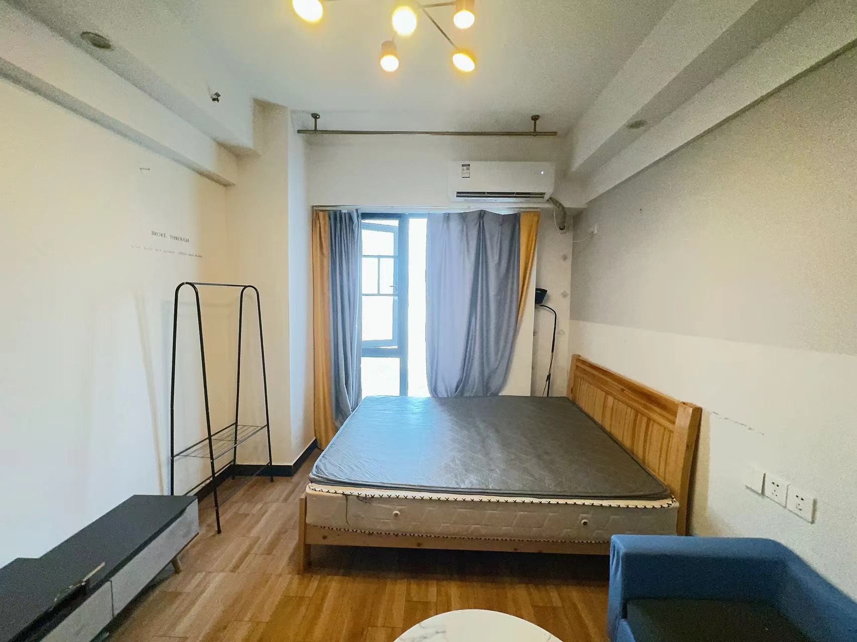 复地星光天地 1室1厅1卫 1800.0元/月 复地星光天地 1室1厅1卫 1800.0元/月室内图