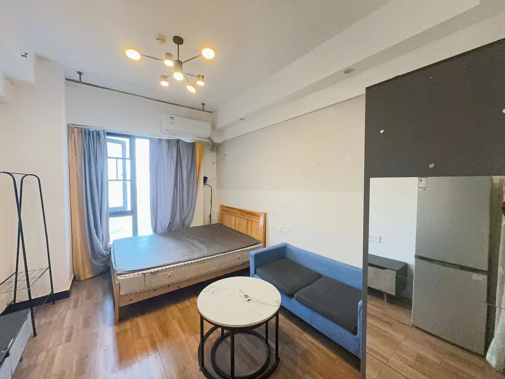 复地星光天地 1室1厅1卫 1800.0元/月 复地星光天地 1室1厅1卫 1800.0元/月室内图