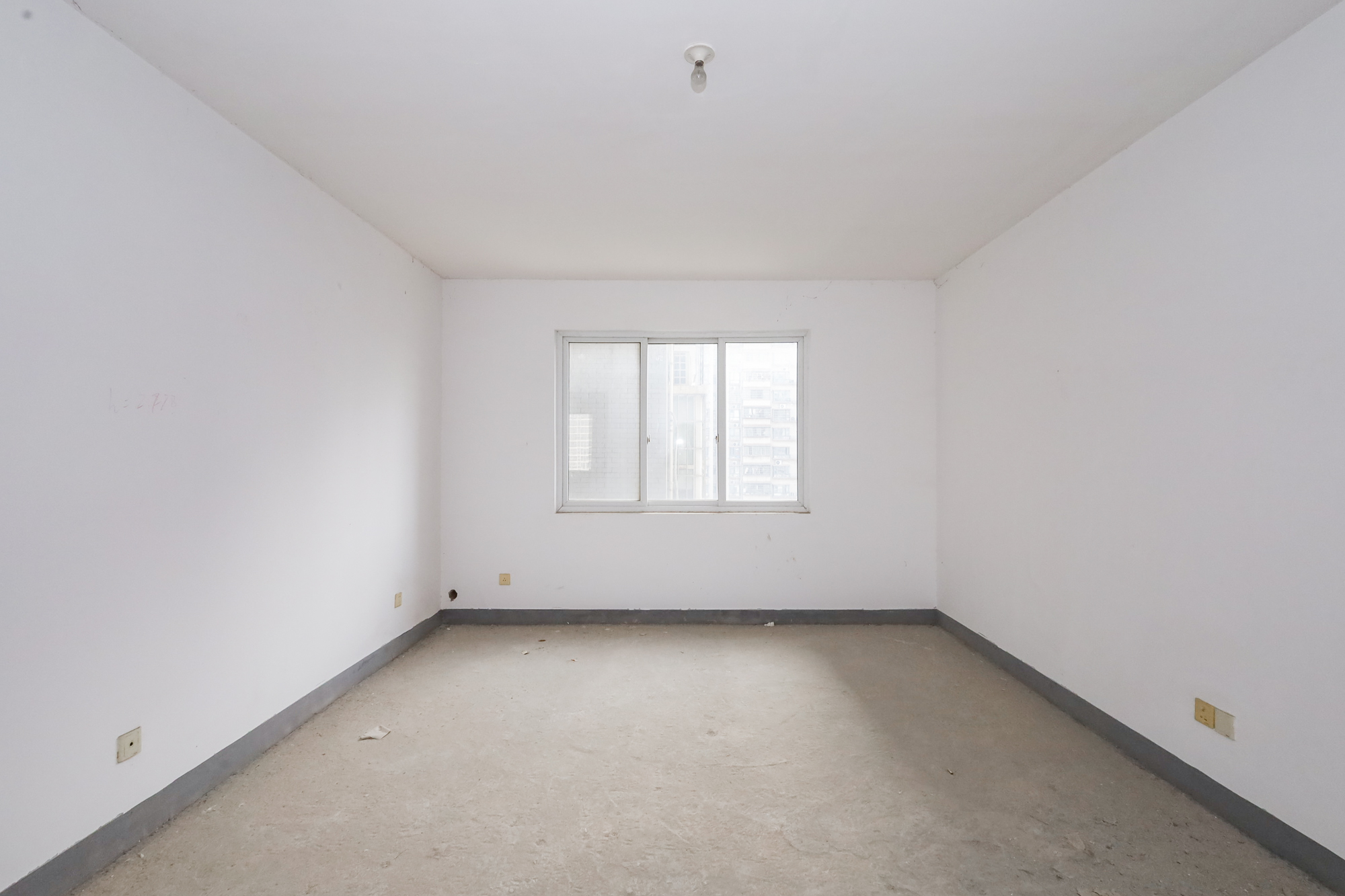 金麓西岸和苑  2室2厅1卫    68.0万 金麓西岸和苑  2室2厅1卫    68.0万