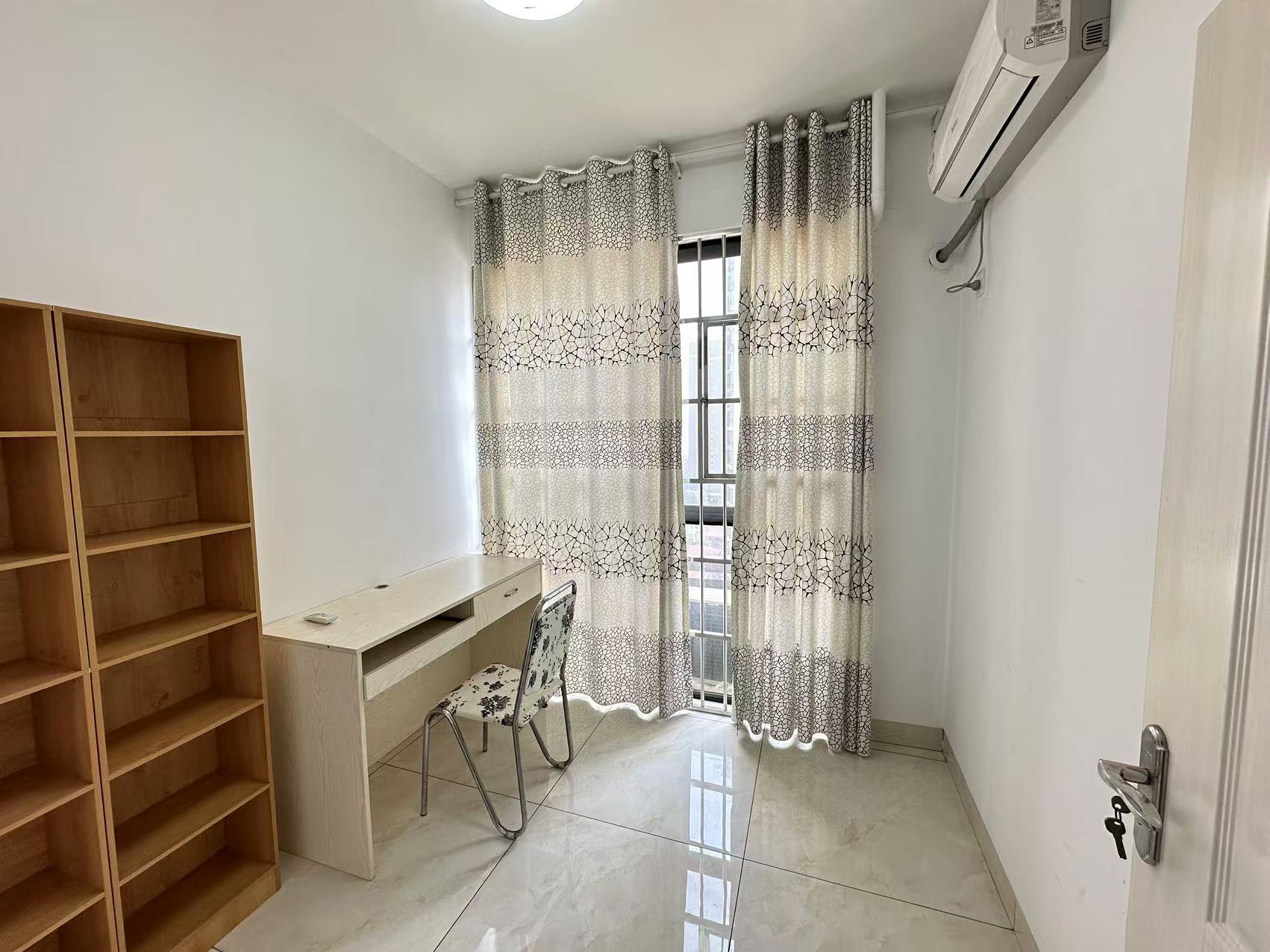 金轮翡翠名园 3室2厅1卫 2000.0元/月 金轮翡翠名园 3室2厅1卫 2000.0元/月室内图