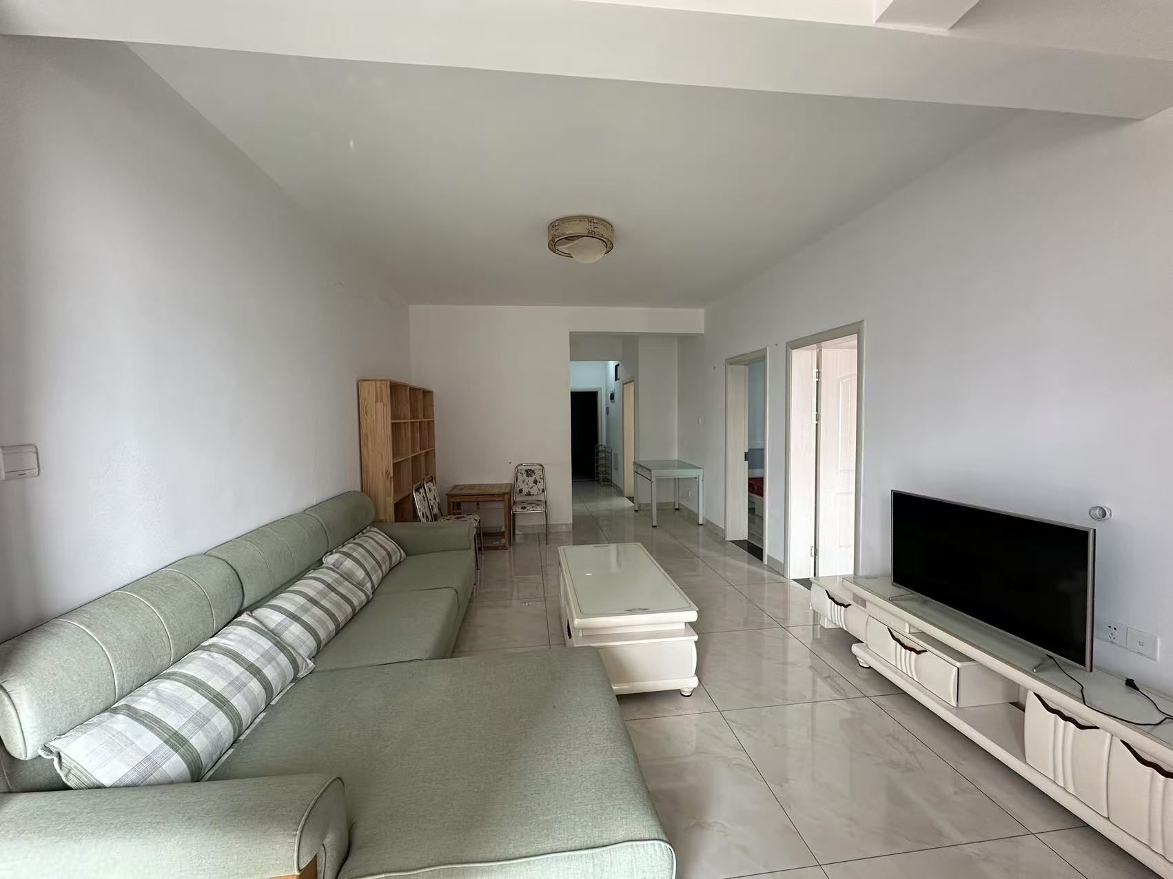 金轮翡翠名园 3室2厅1卫 2000.0元/月 金轮翡翠名园 3室2厅1卫 2000.0元/月室内图