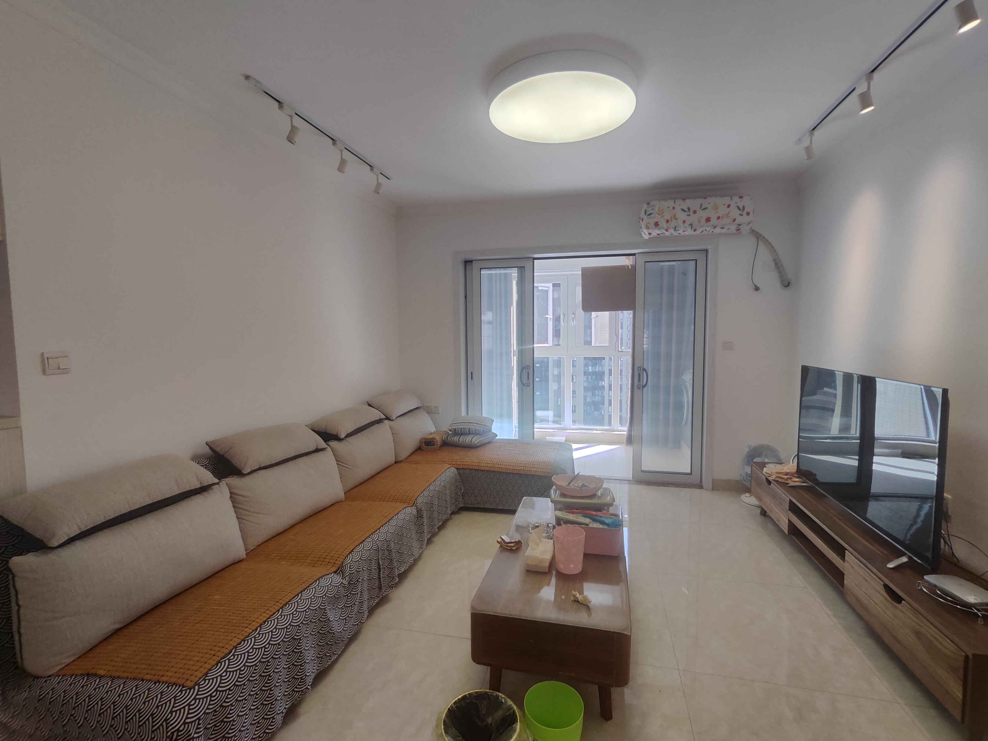 春藤小镇 3室2厅2卫 81.8万 春藤小镇 3室2厅2卫 81.8万室内图