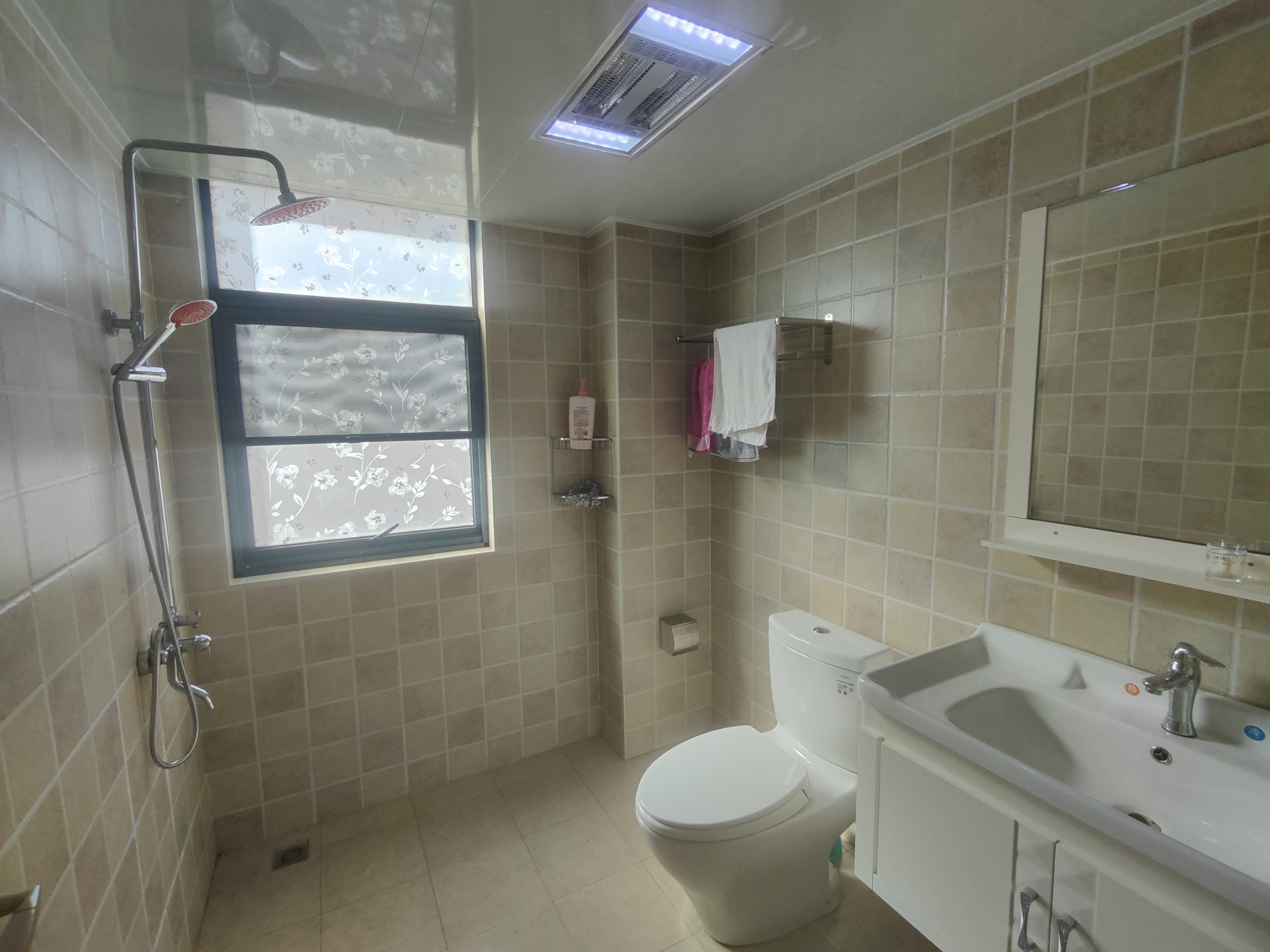 春藤小镇 3室2厅2卫 81.8万 春藤小镇 3室2厅2卫 81.8万室内图