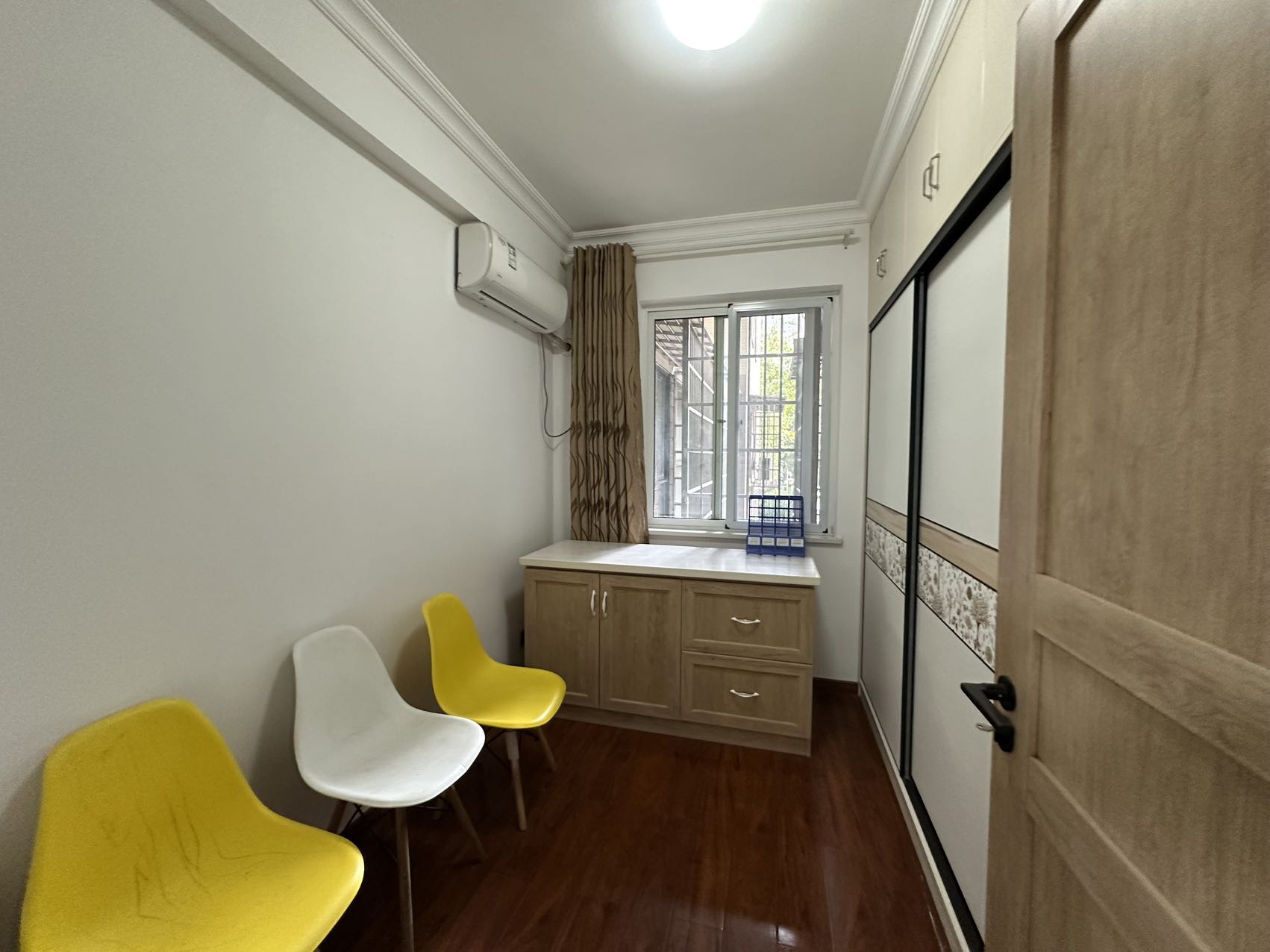 星城新宇桃花苑  1室2厅1卫    2300.0元/月室内图