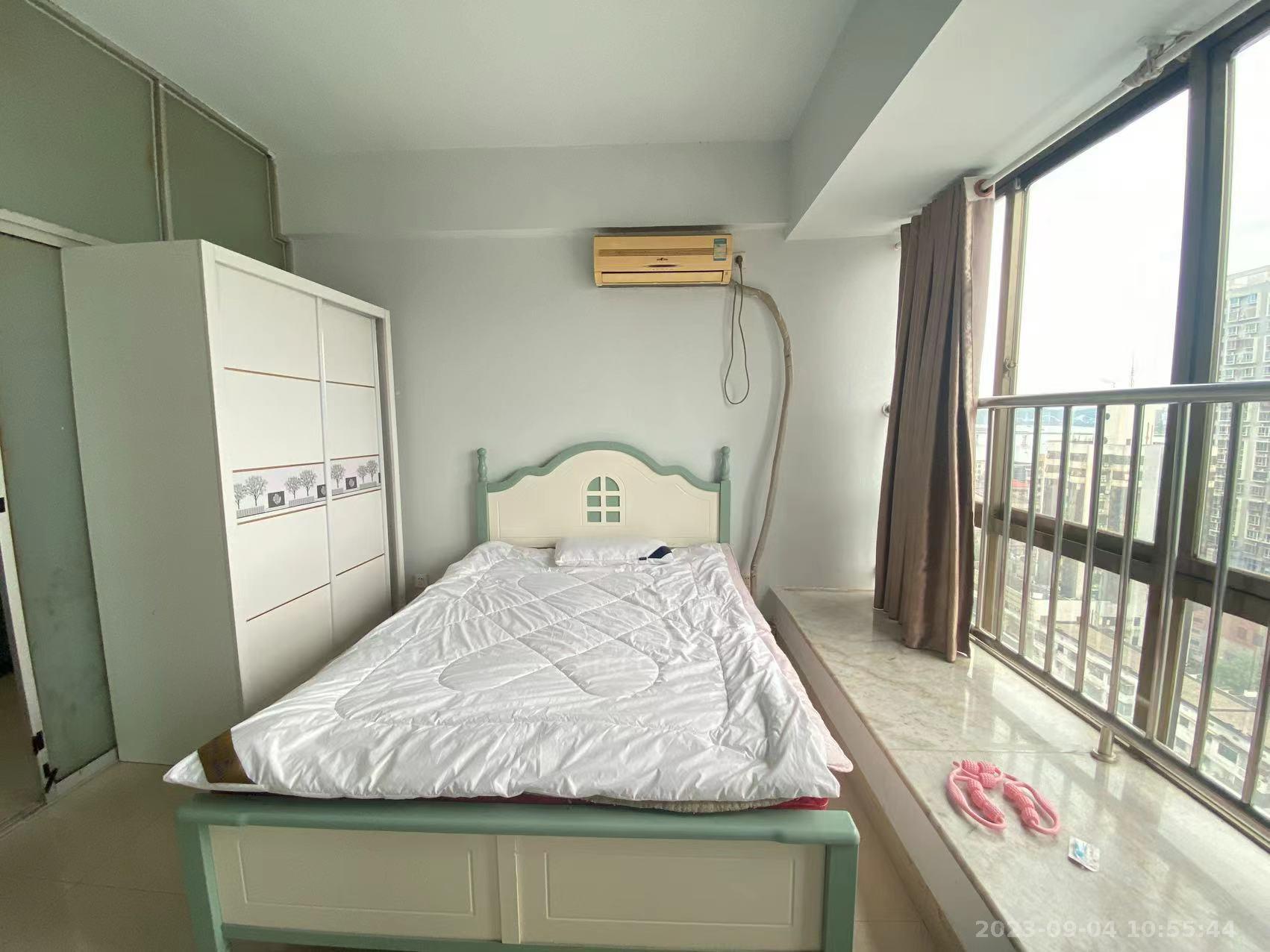 现代城 1室1厅1卫 1000.0元/月 现代城 1室1厅1卫 1000.0元/月室内图