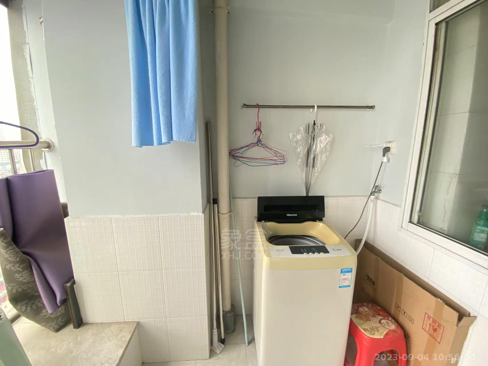 现代城 1室1厅1卫 1000.0元/月 现代城 1室1厅1卫 1000.0元/月室内图