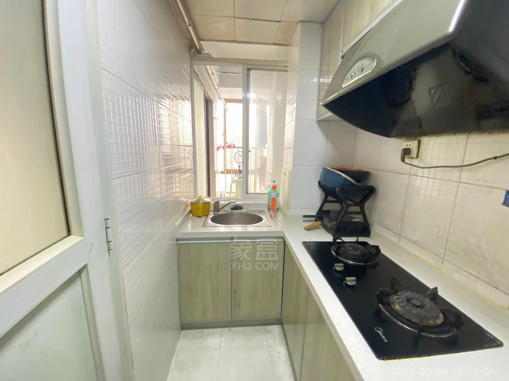 现代城 1室1厅1卫 1000.0元/月 现代城 1室1厅1卫 1000.0元/月室内图