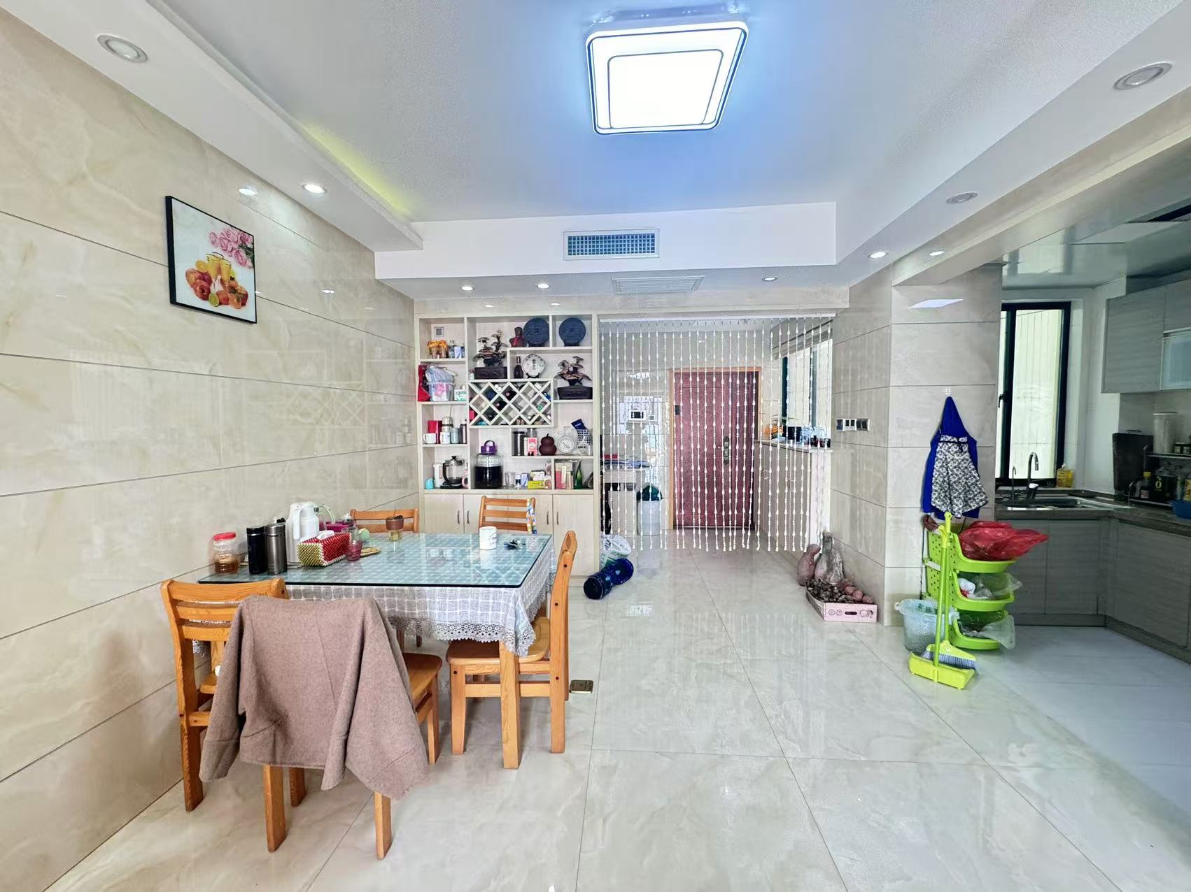 经世皇城 2室1厅1卫 72.0万 经世皇城 2室1厅1卫 72.0万室内图