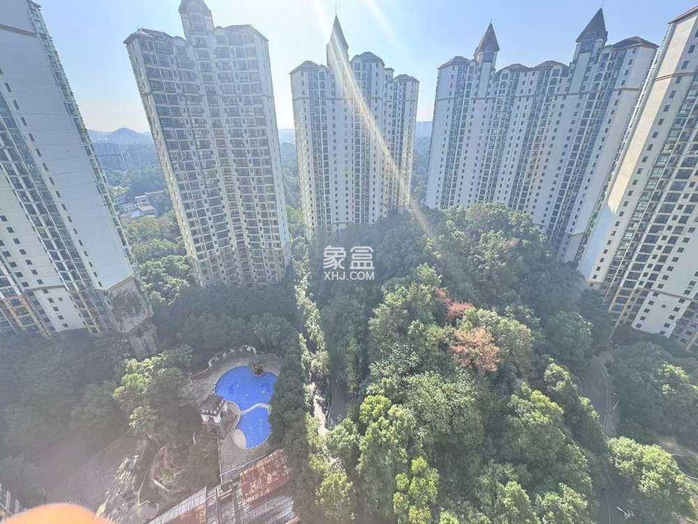 经世皇城  2室1厅1卫   72.00万