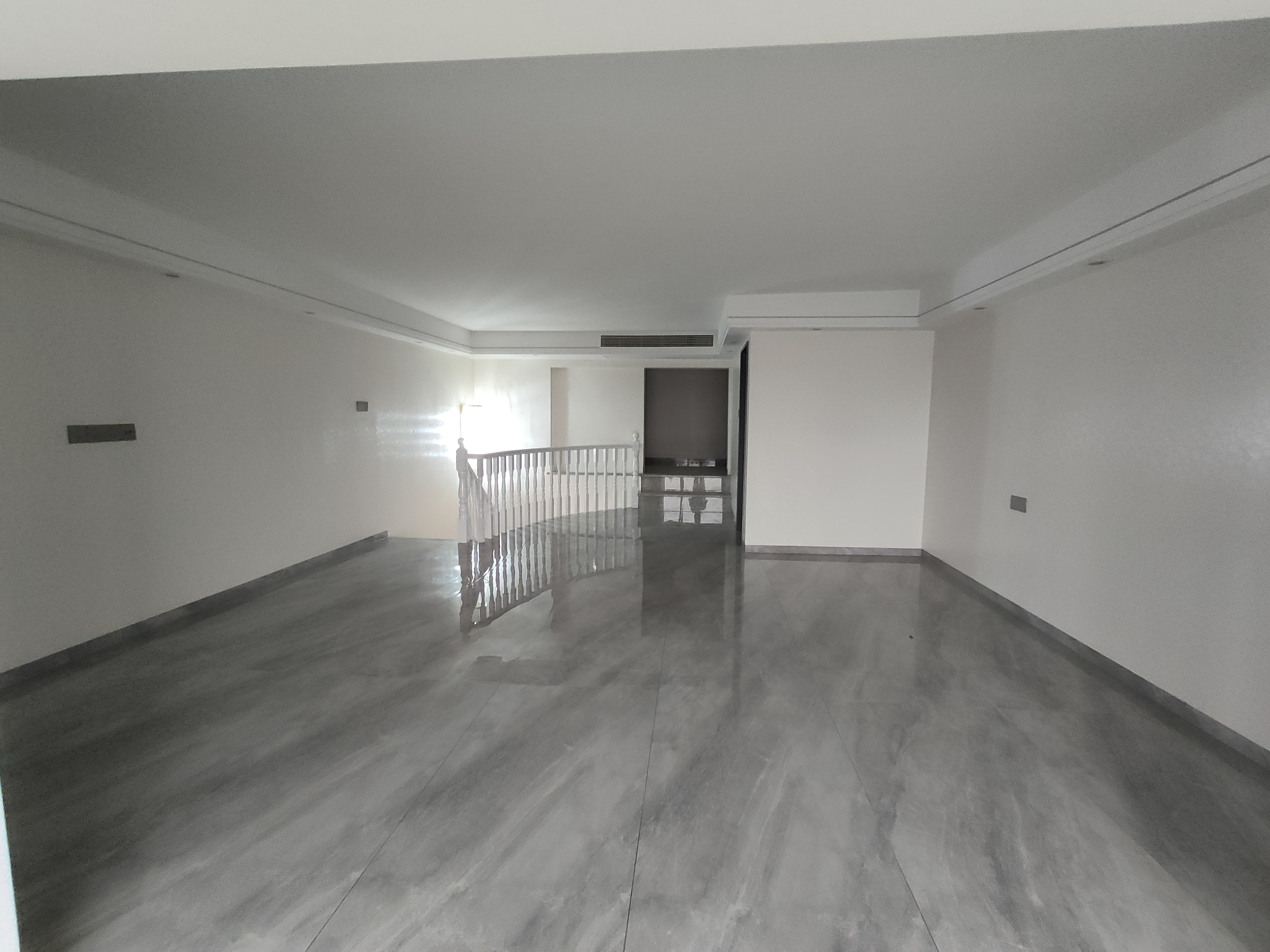 南光中心  2室2厅2卫    3500.0元/月 南光中心  2室2厅2卫    3500.0元/月室内图