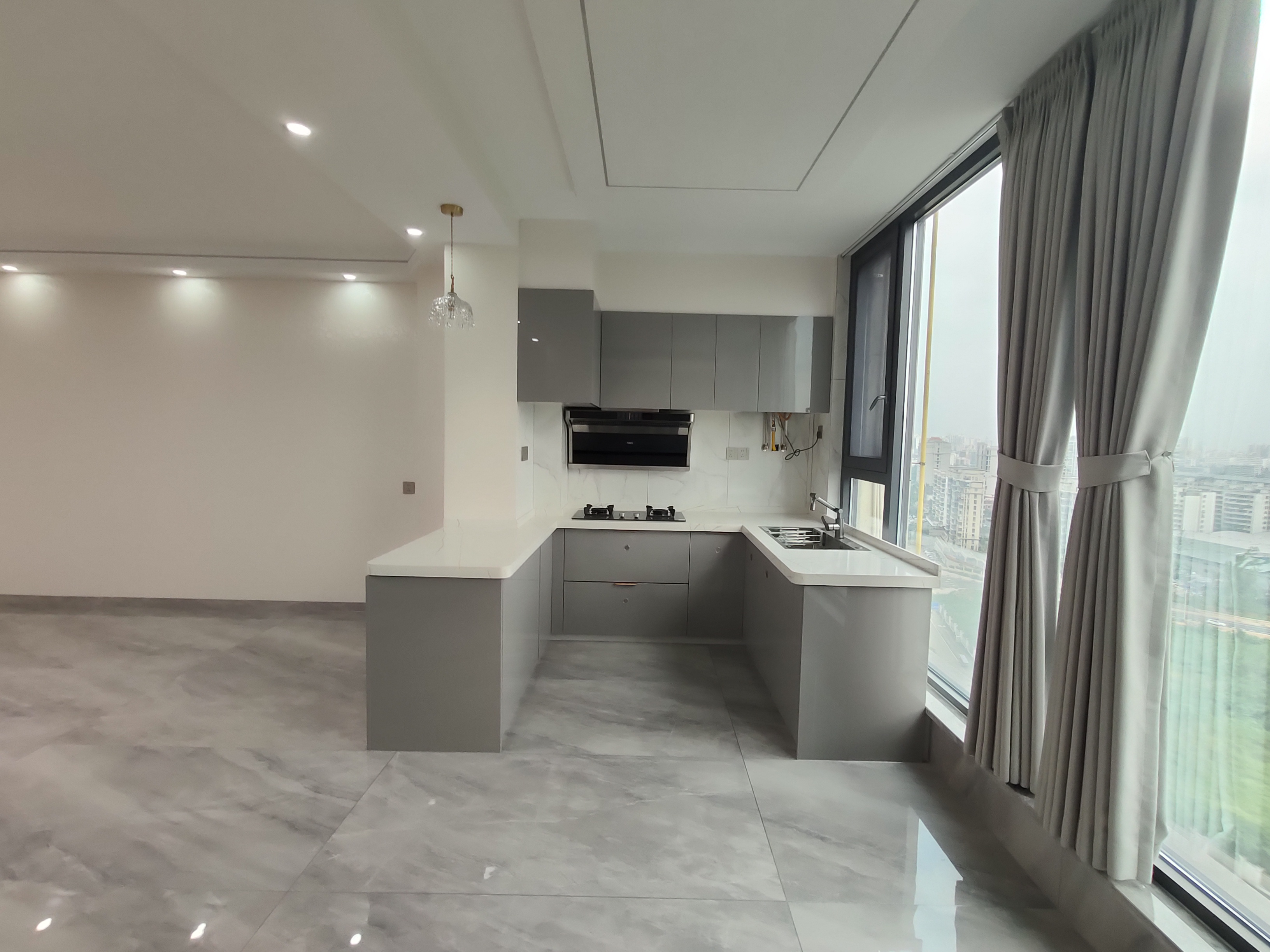 南光中心  2室2厅2卫    3500.0元/月 南光中心  2室2厅2卫    3500.0元/月室内图