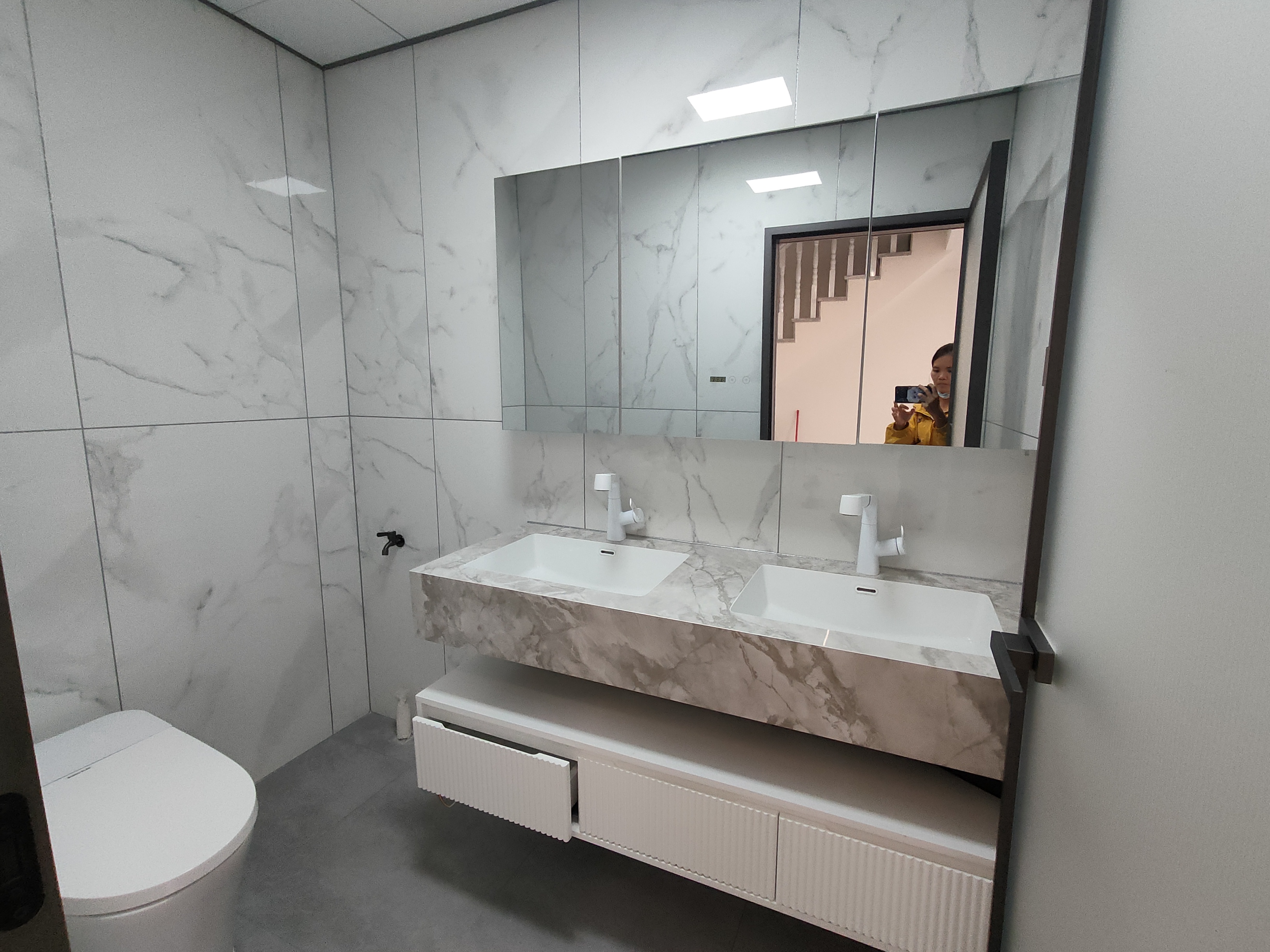 南光中心  2室2厅2卫    3500.0元/月 南光中心  2室2厅2卫    3500.0元/月室内图