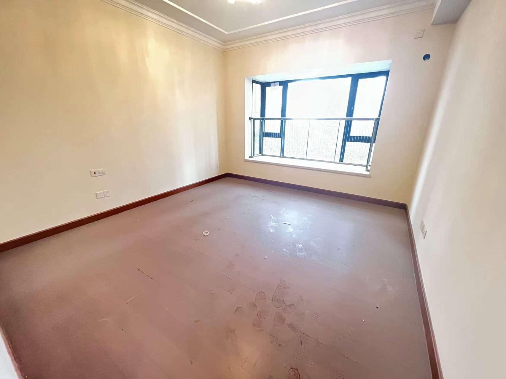 恒大翡翠华庭 3室2厅2卫 2600.0元/月 恒大翡翠华庭 3室2厅2卫 2600.0元/月室内图