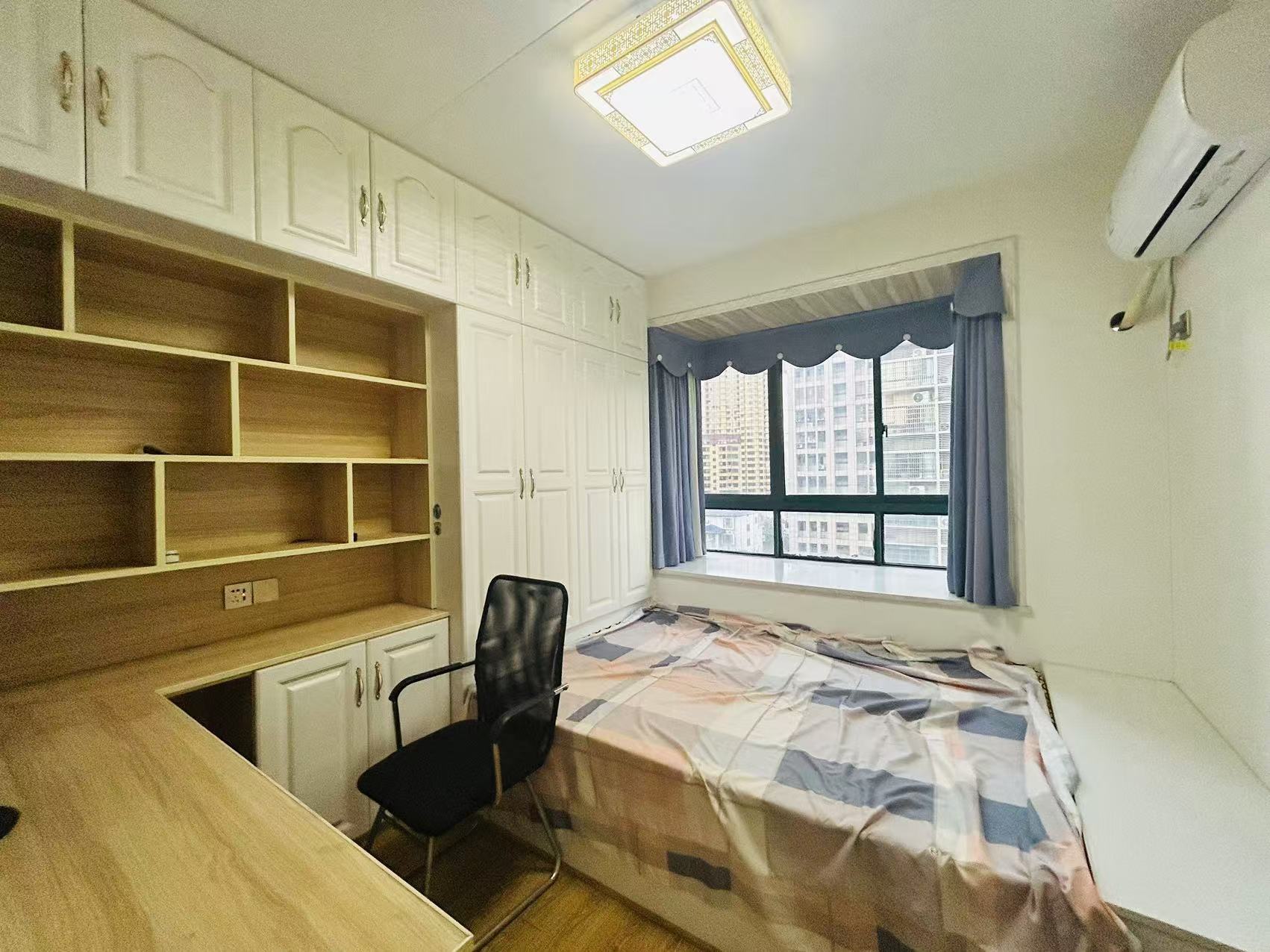 云顶上品 4室2厅2卫 2000.0元/月 云顶上品 4室2厅2卫 2000.0元/月室内图