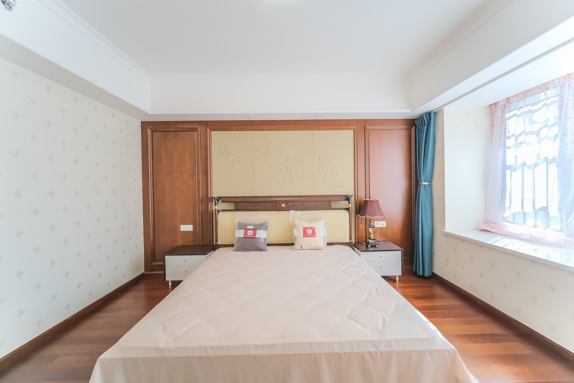 运达锦绣广场 5室2厅3卫 466.0万 运达锦绣广场 5室2厅3卫 466.0万卧室