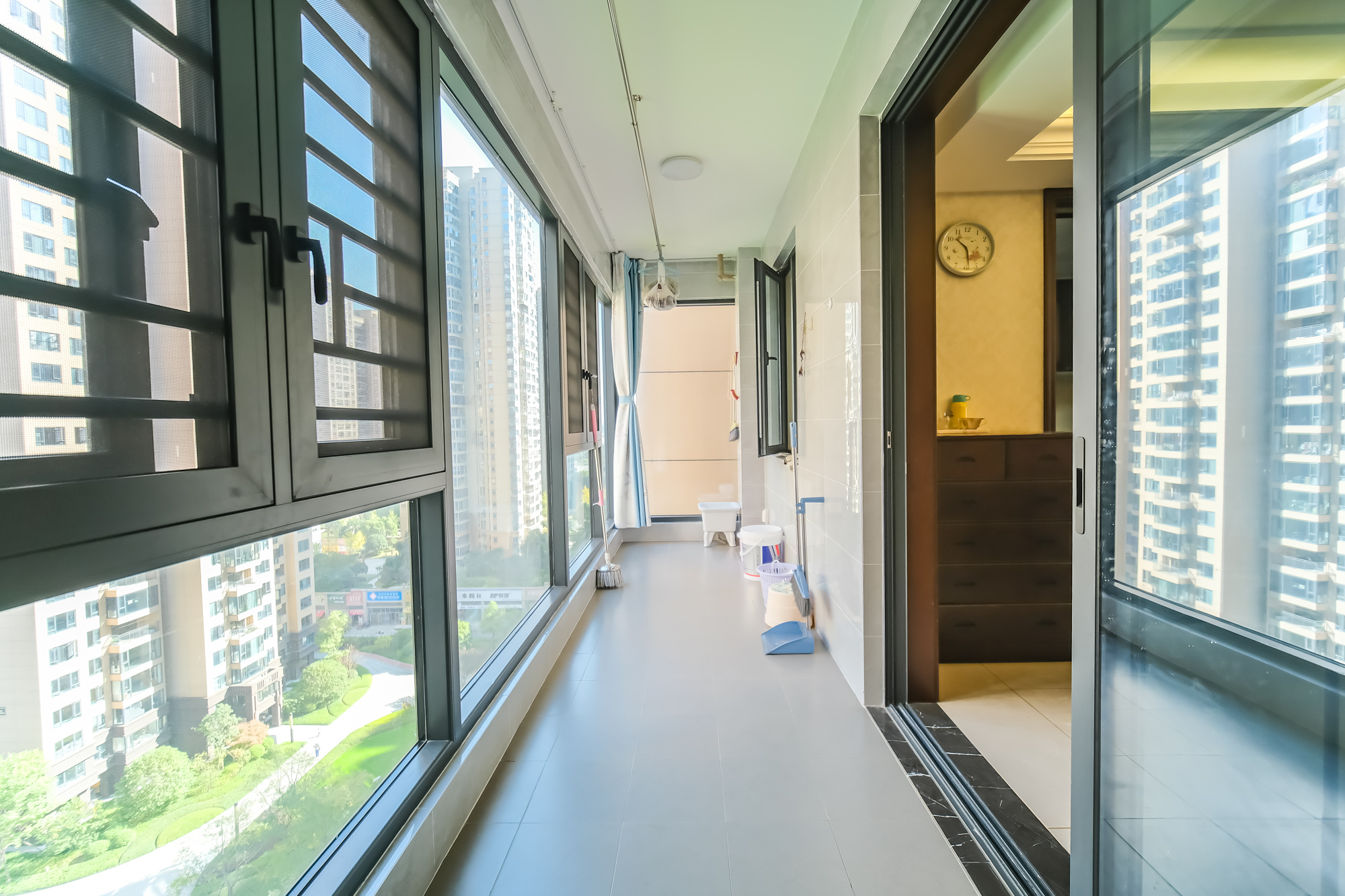 运达锦绣广场 5室2厅3卫 466.0万 运达锦绣广场 5室2厅3卫 466.0万阳台