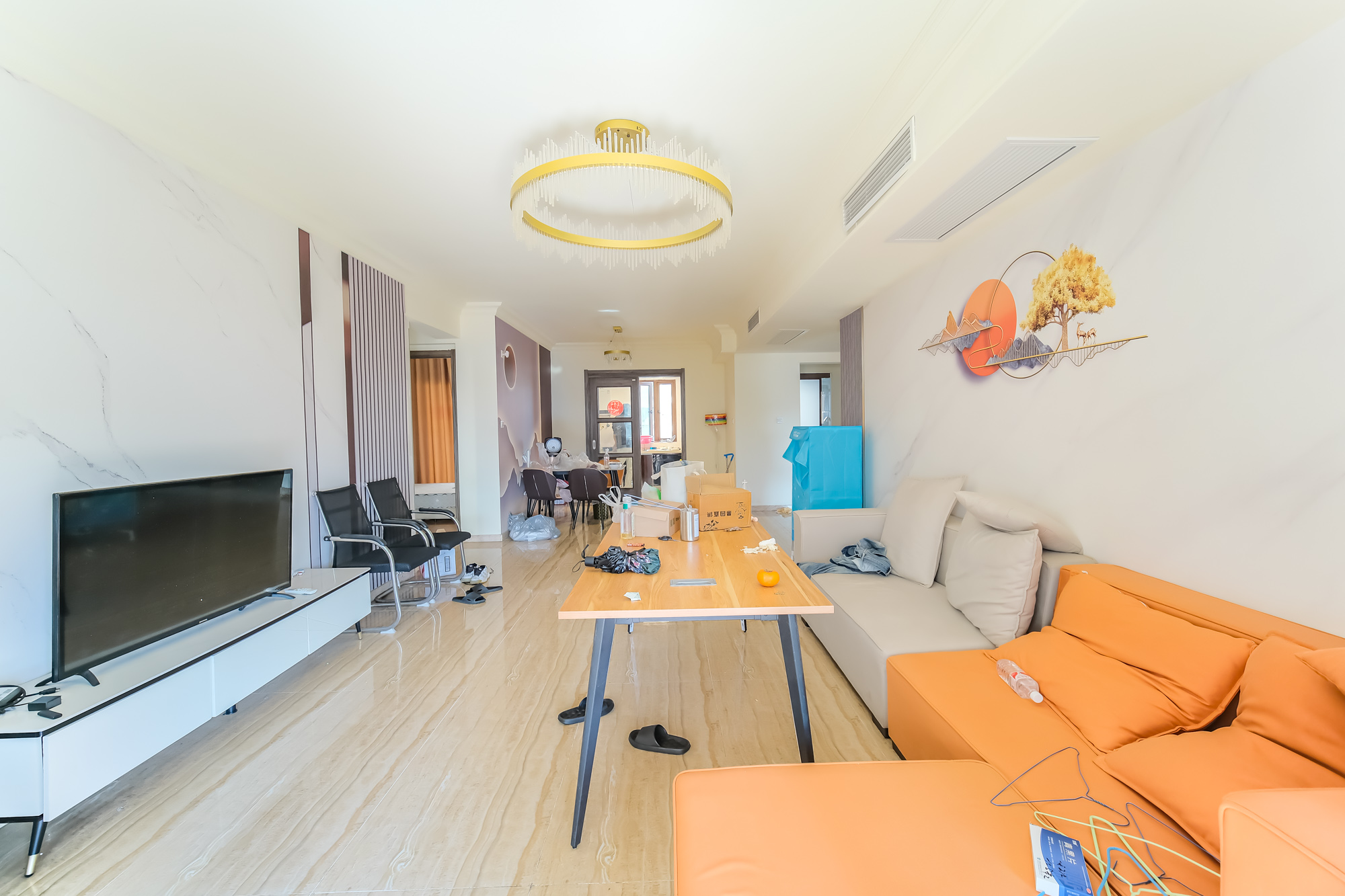 碧桂园翘楚棠  4室2厅2卫    125.0万 碧桂园翘楚棠  4室2厅2卫    125.0万客厅