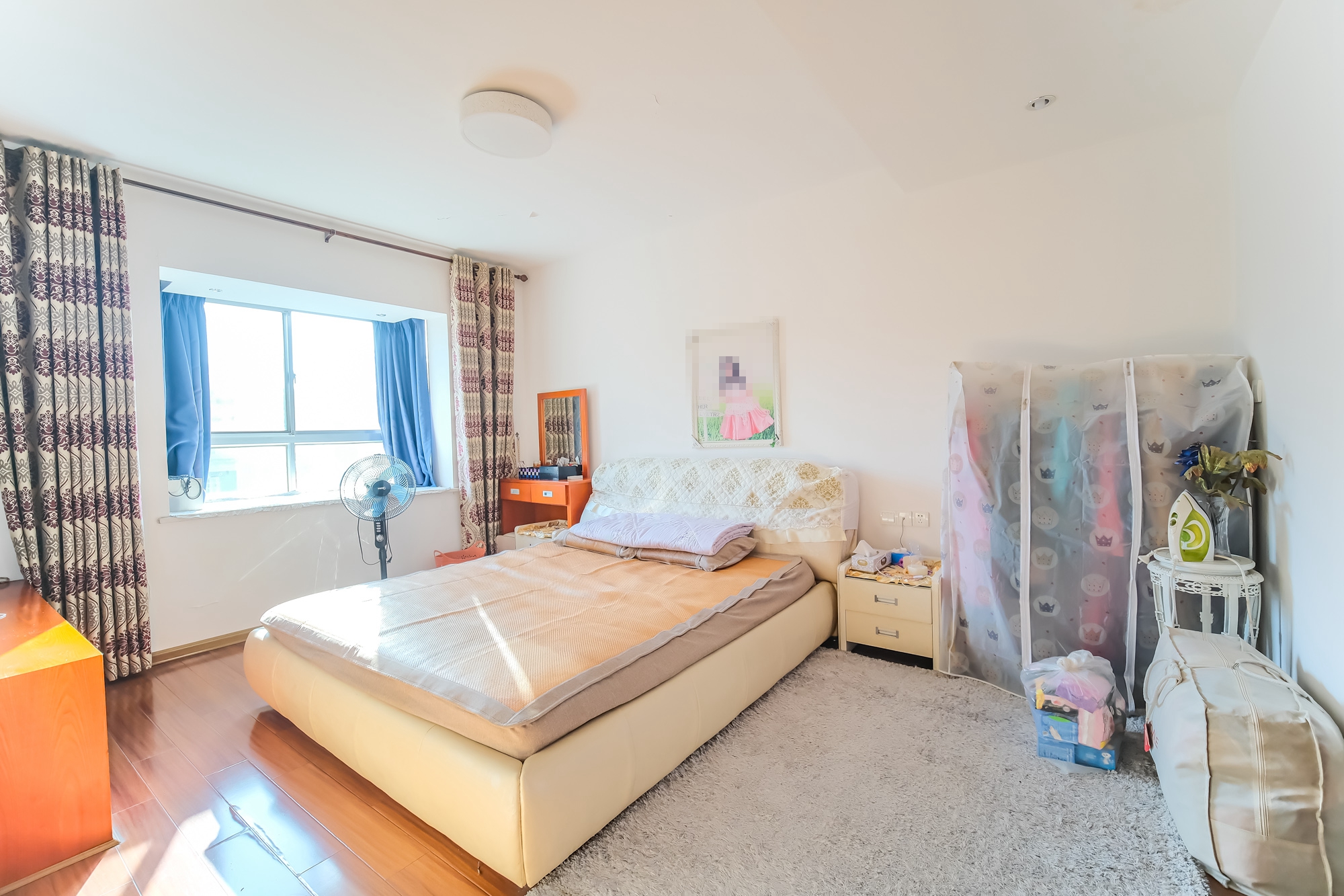 红树湾 3室2厅2卫 73.8万 红树湾 3室2厅2卫 73.8万卧室