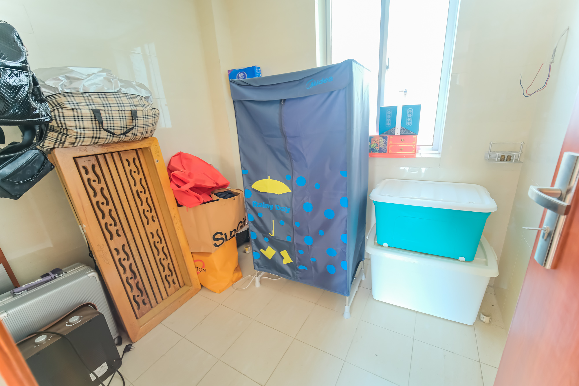 红树湾 3室2厅2卫 73.8万 红树湾 3室2厅2卫 73.8万卫生间