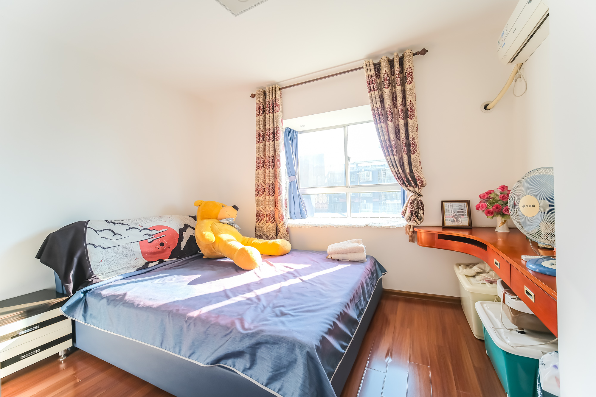 红树湾 3室2厅2卫 73.8万 红树湾 3室2厅2卫 73.8万卧室