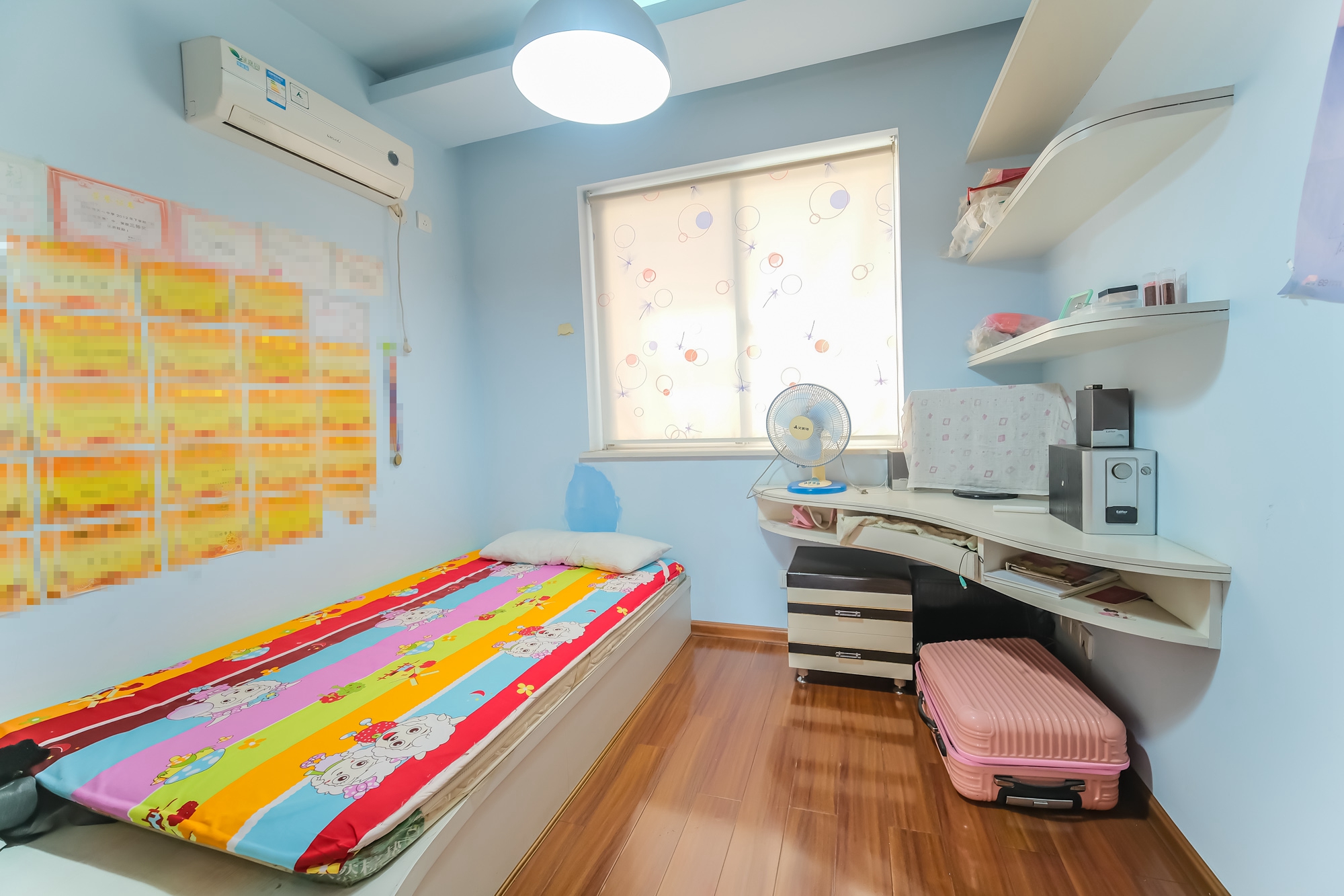 红树湾 3室2厅2卫 73.8万 红树湾 3室2厅2卫 73.8万卧室