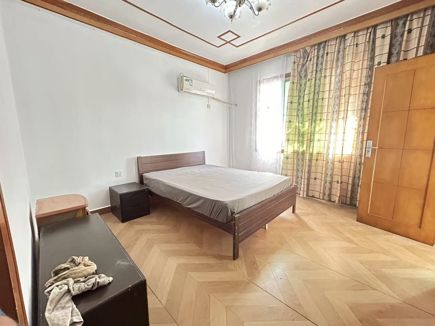 板仓路176号星邻南苑6栋(开发公司宿舍) 3室2厅2卫 1800.0元/月 板仓路176号星邻南苑6栋(开发公司宿舍) 3室2厅2卫 1800.0元/月室内图