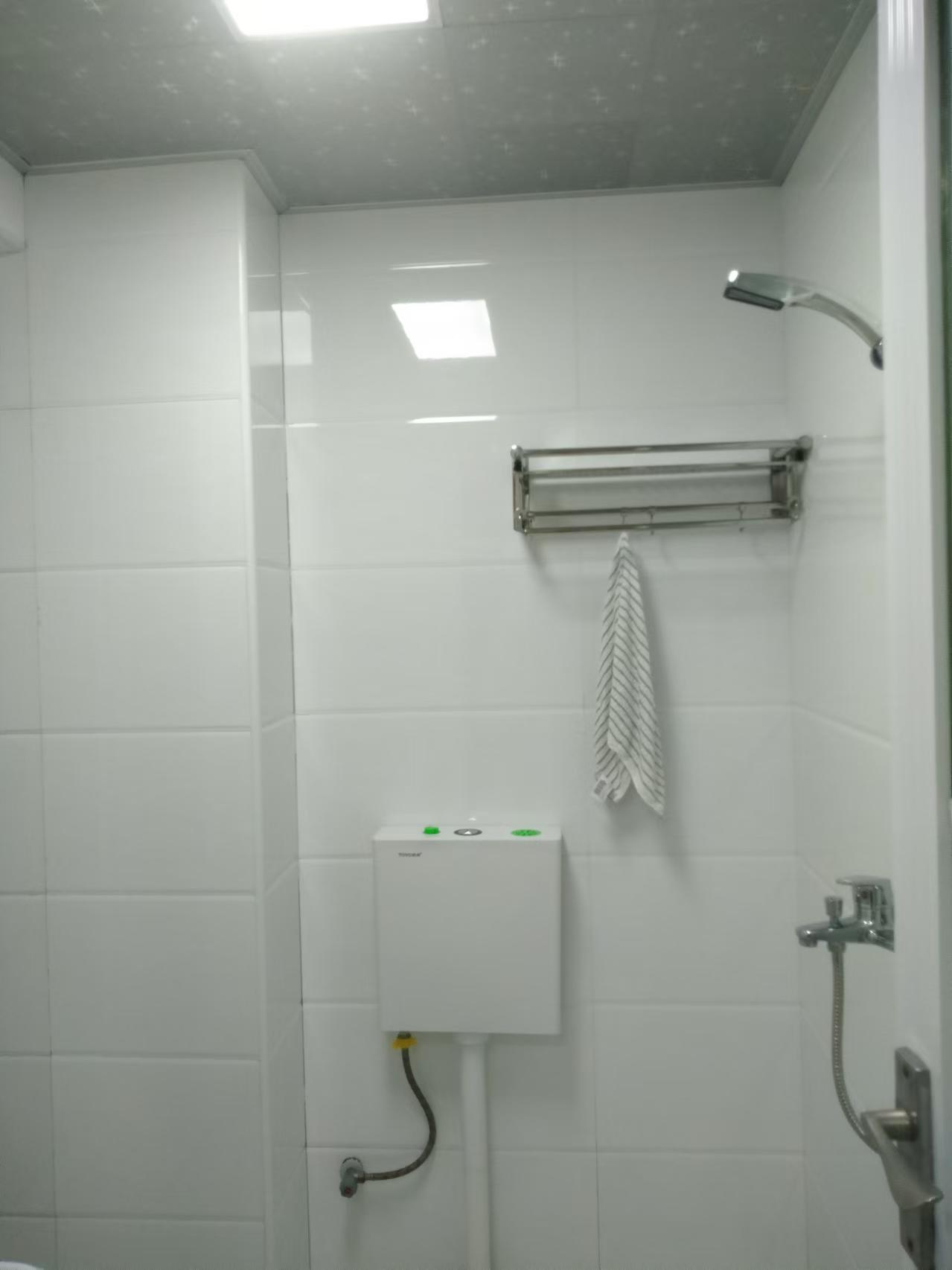 中建国际大厦  2室1厅1卫    1600.0元/月 中建国际大厦  2室1厅1卫    1600.0元/月室内图