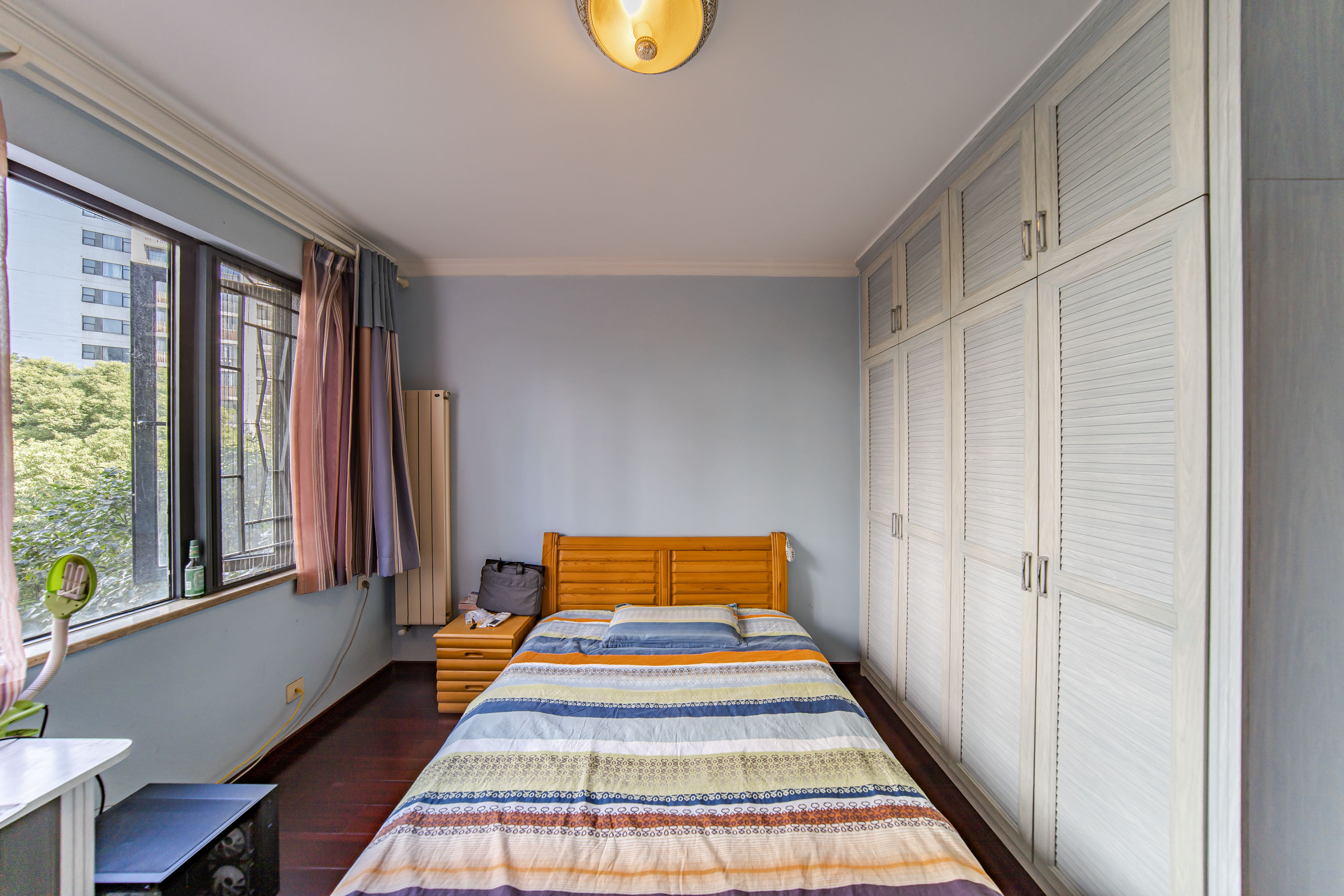 阳光100三期  3室2厅2卫    118.0万 阳光100三期  3室2厅2卫    118.0万卧室