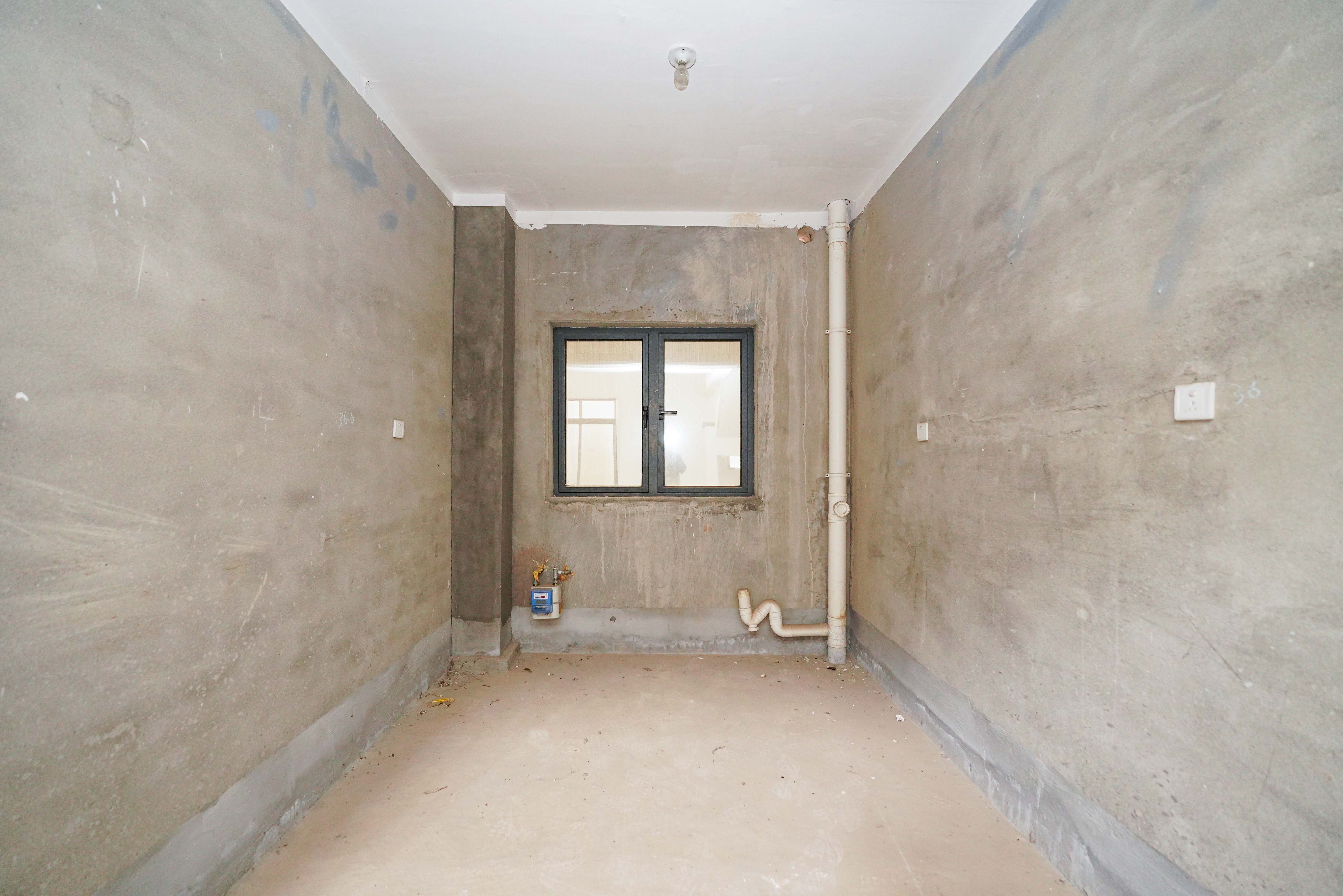 五矿万境蓝山 5室2厅3卫 300.0万 五矿万境蓝山 5室2厅3卫 300.0万其他