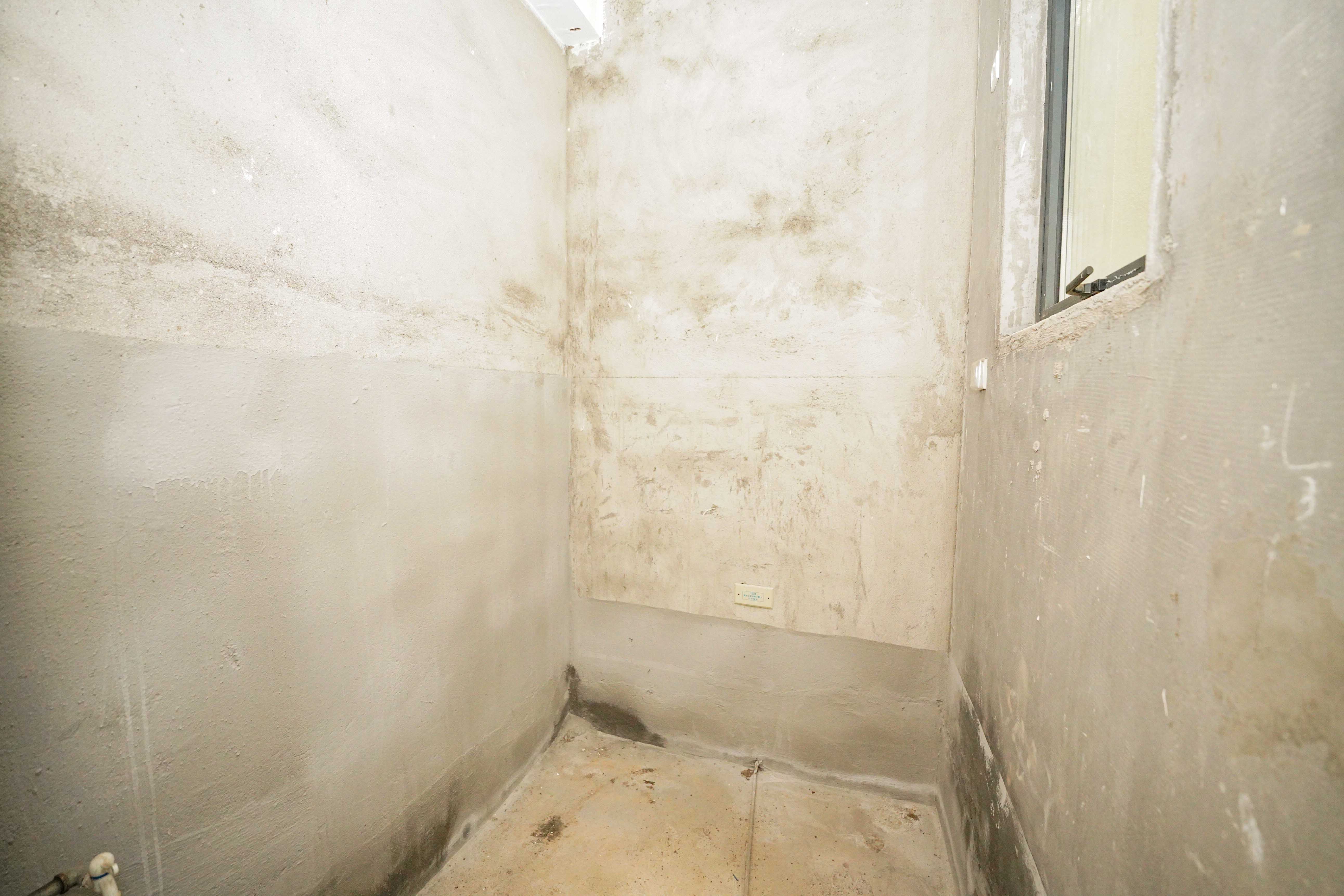 五矿万境蓝山 5室2厅3卫 300.0万 五矿万境蓝山 5室2厅3卫 300.0万卫生间