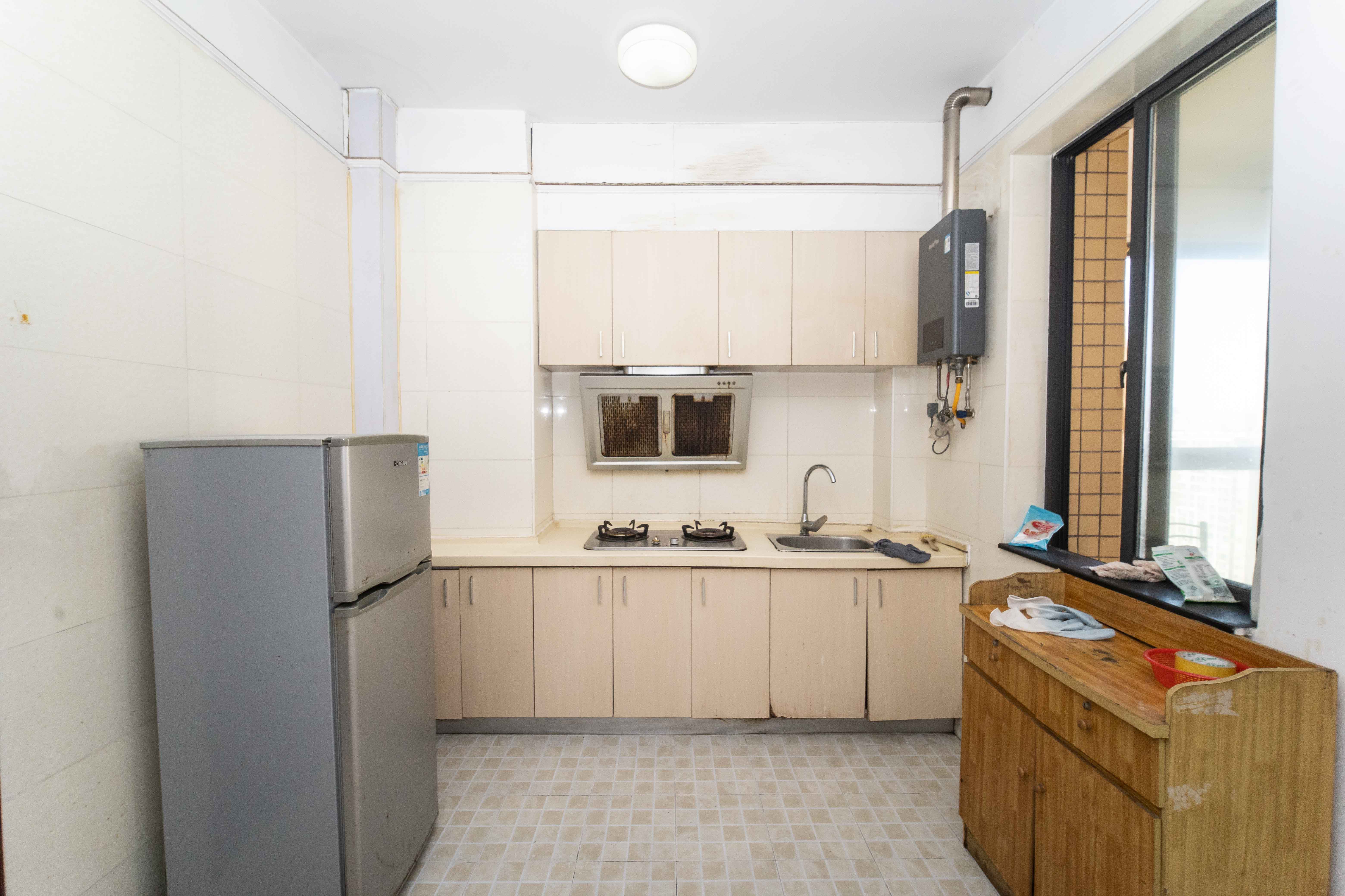 锦湘国际星城三期(锦绣苑) 1室1厅1卫 42.0万 锦湘国际星城三期(锦绣苑) 1室1厅1卫 42.0万厨房