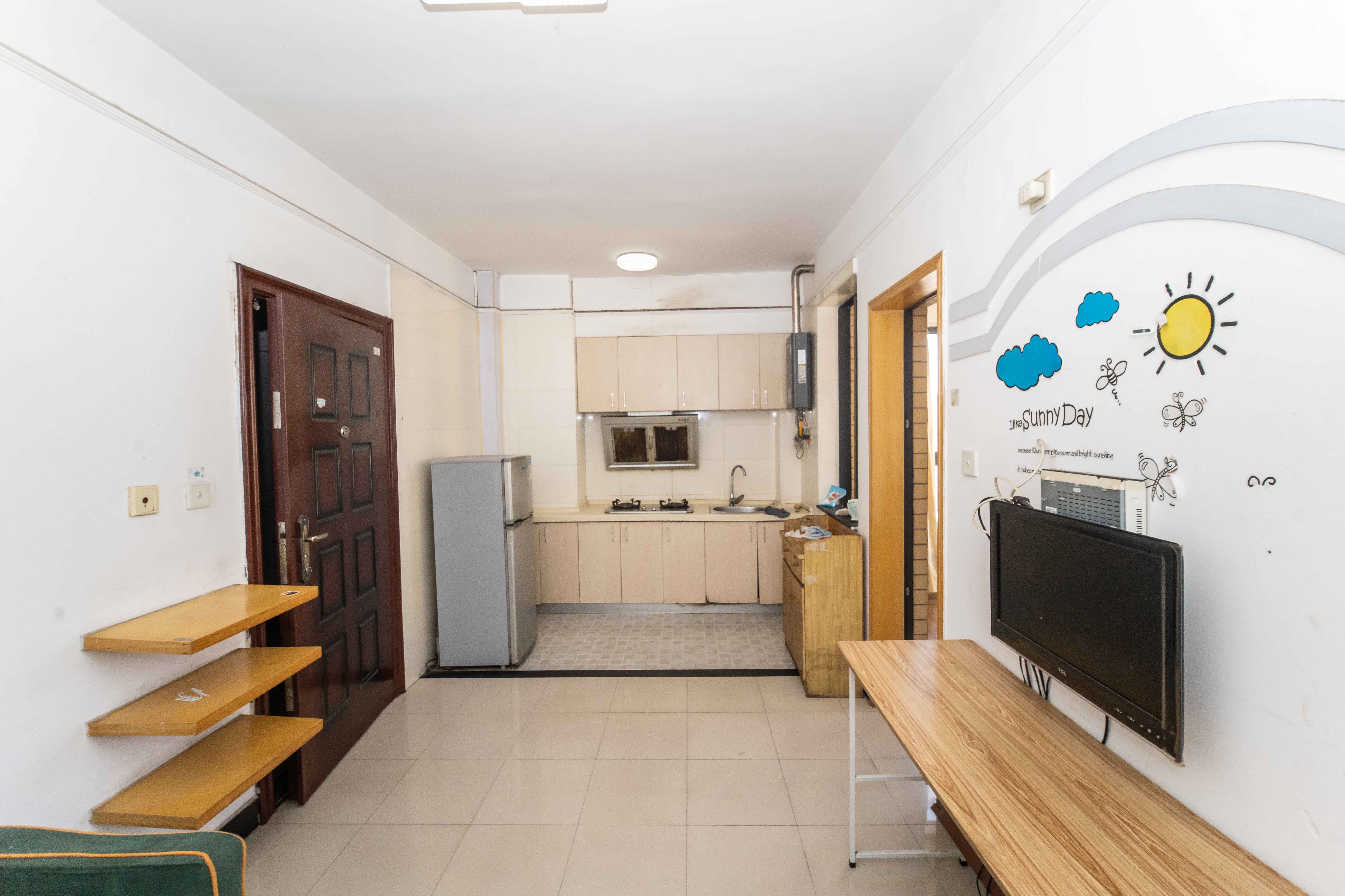 锦湘国际星城三期(锦绣苑) 1室1厅1卫 42.0万 锦湘国际星城三期(锦绣苑) 1室1厅1卫 42.0万客厅