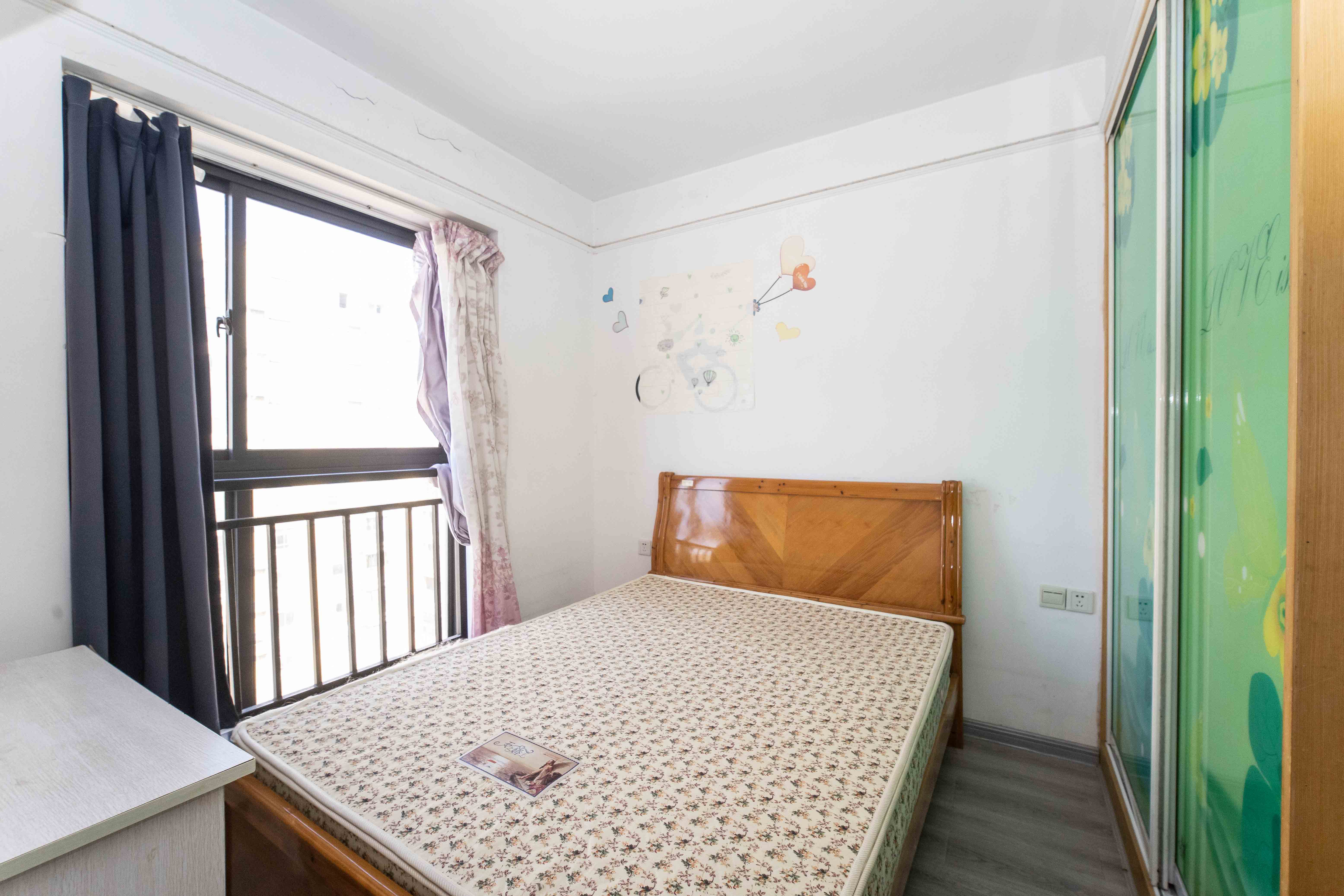 锦湘国际星城三期(锦绣苑) 1室1厅1卫 42.0万 锦湘国际星城三期(锦绣苑) 1室1厅1卫 42.0万卧室