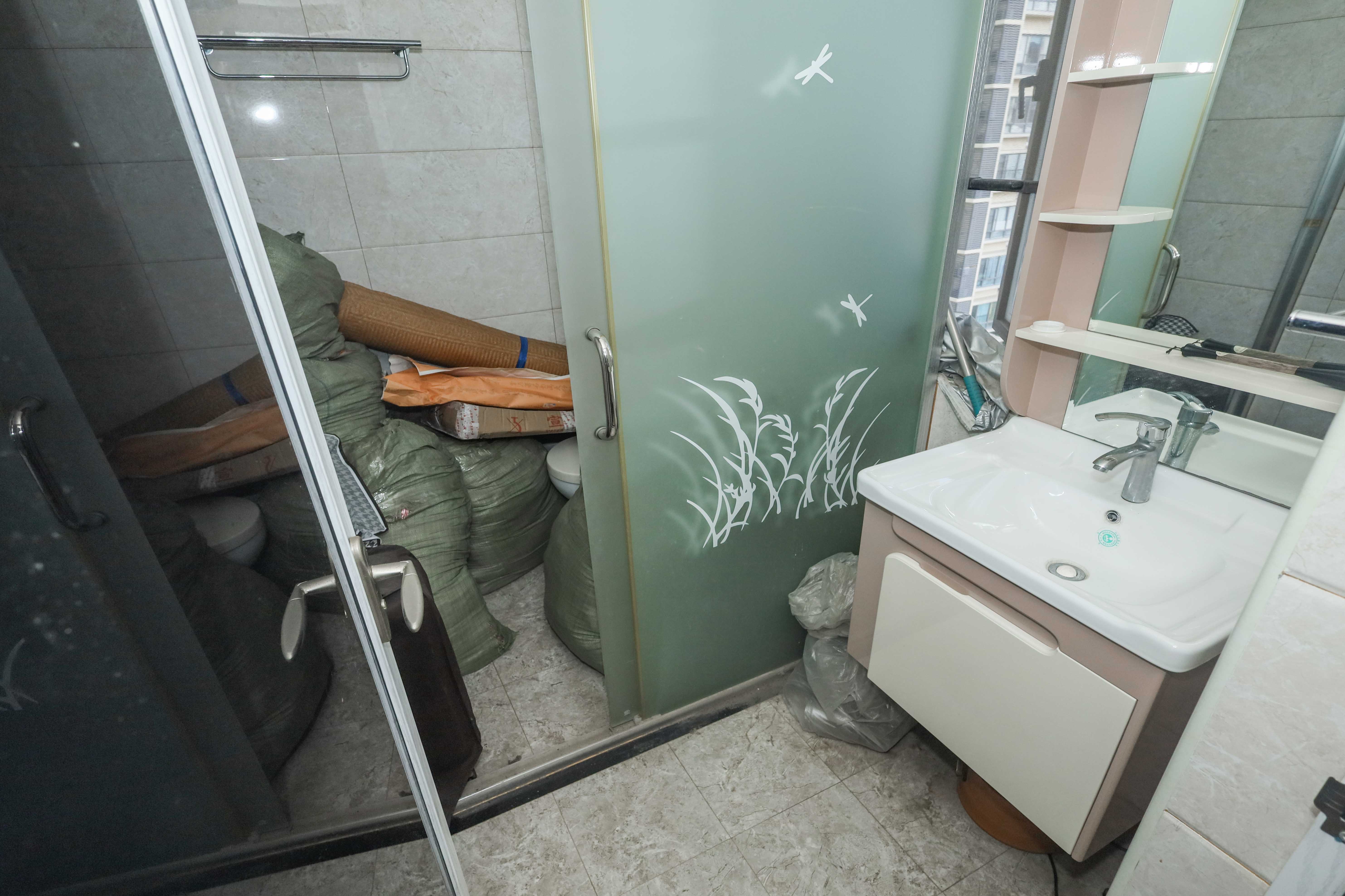 和泓梅溪四季  4室2厅2卫   165.00万卫生间