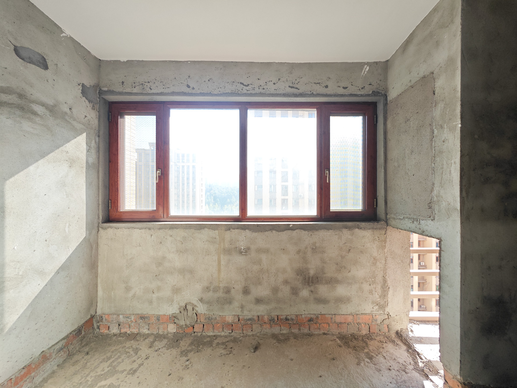 湘核新家园 3室2厅1卫 78.8万 湘核新家园 3室2厅1卫 78.8万阳台