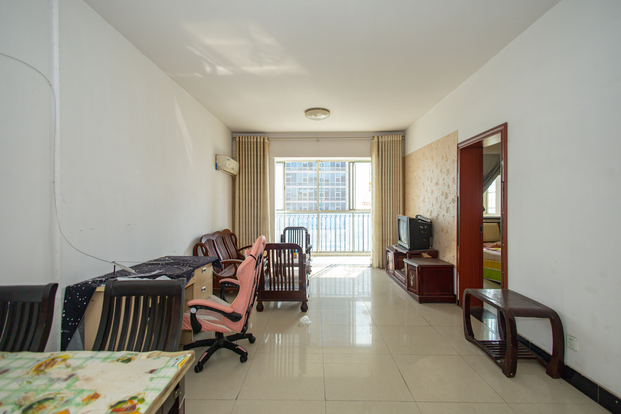 开源鑫景 2室2厅1卫 50.0万 开源鑫景 2室2厅1卫 50.0万客厅