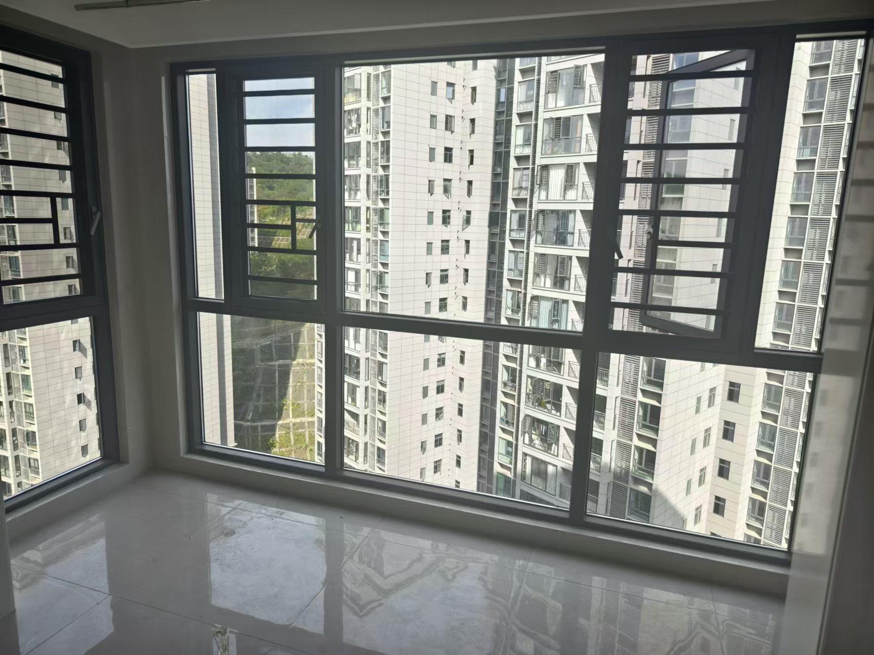 桃花嘉园 3室2厅2卫 1600.0元/月 桃花嘉园 3室2厅2卫 1600.0元/月室内图